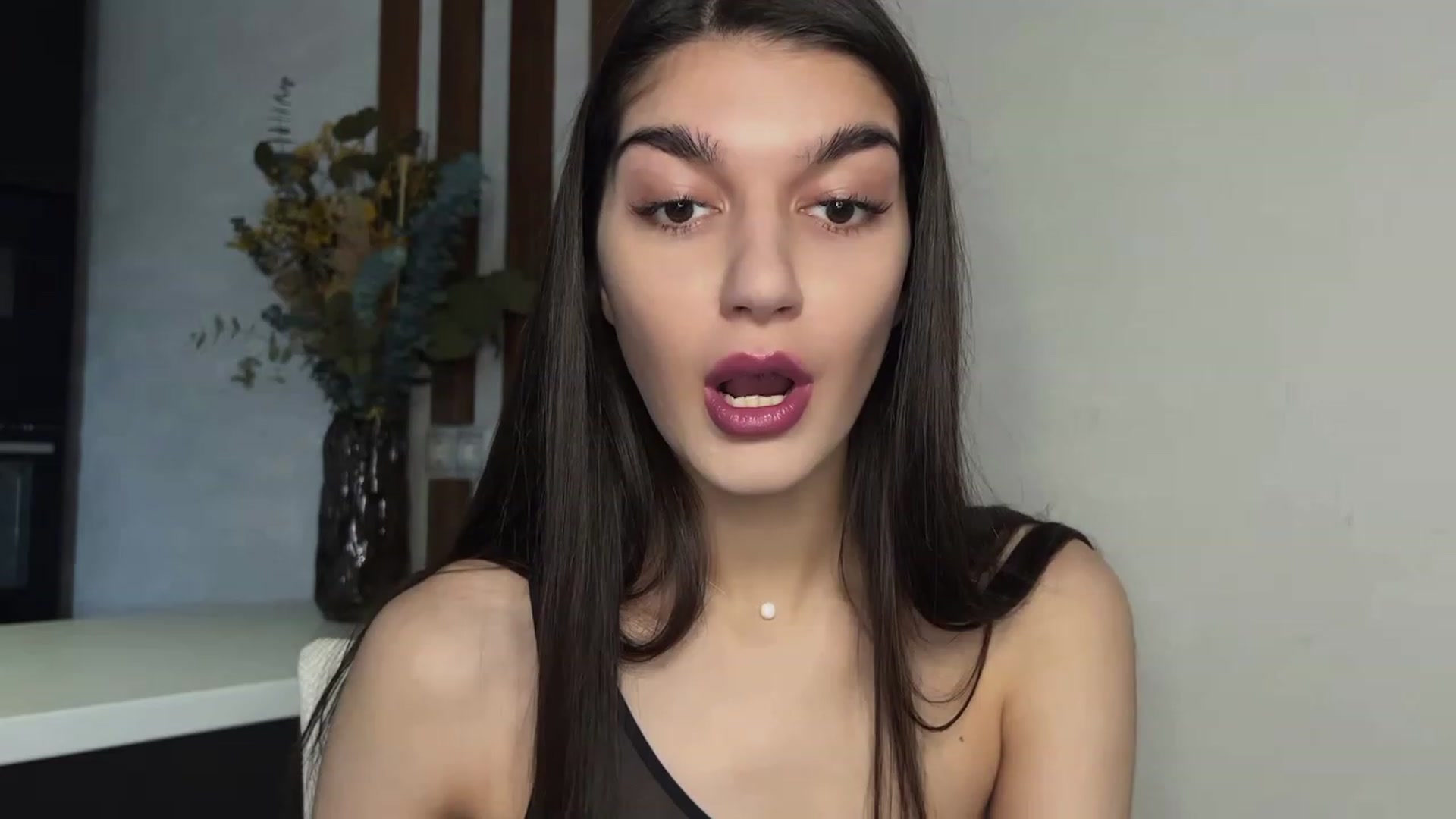 Gallery image thumbnail from RinaReed's myfreecams stream on, 05/23/2023, 14:19 image 11 of 20