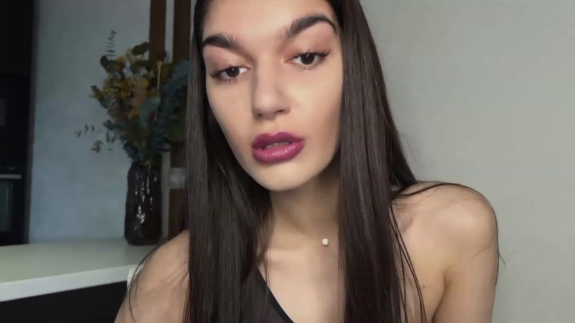 Gallery image thumbnail from RinaReed's myfreecams stream on, 05/23/2023, 14:19 image 16 of 20