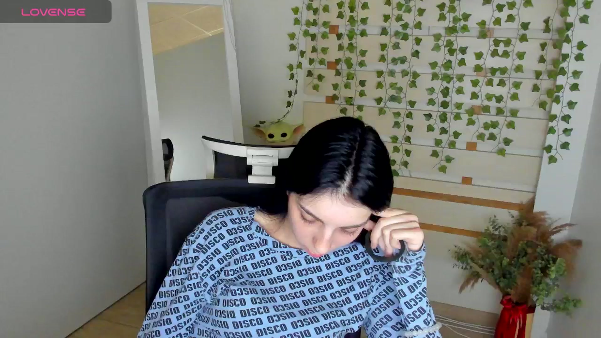 Gallery image thumbnail from Rina_Candy's myfreecams stream on, 05/13/2025, 16:13 image 18 of 20