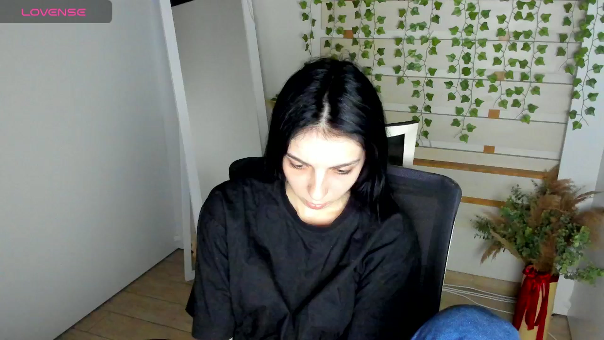 Gallery image thumbnail from Rina_Candy's myfreecams stream on, 05/17/2025, 13:21 image 3 of 20