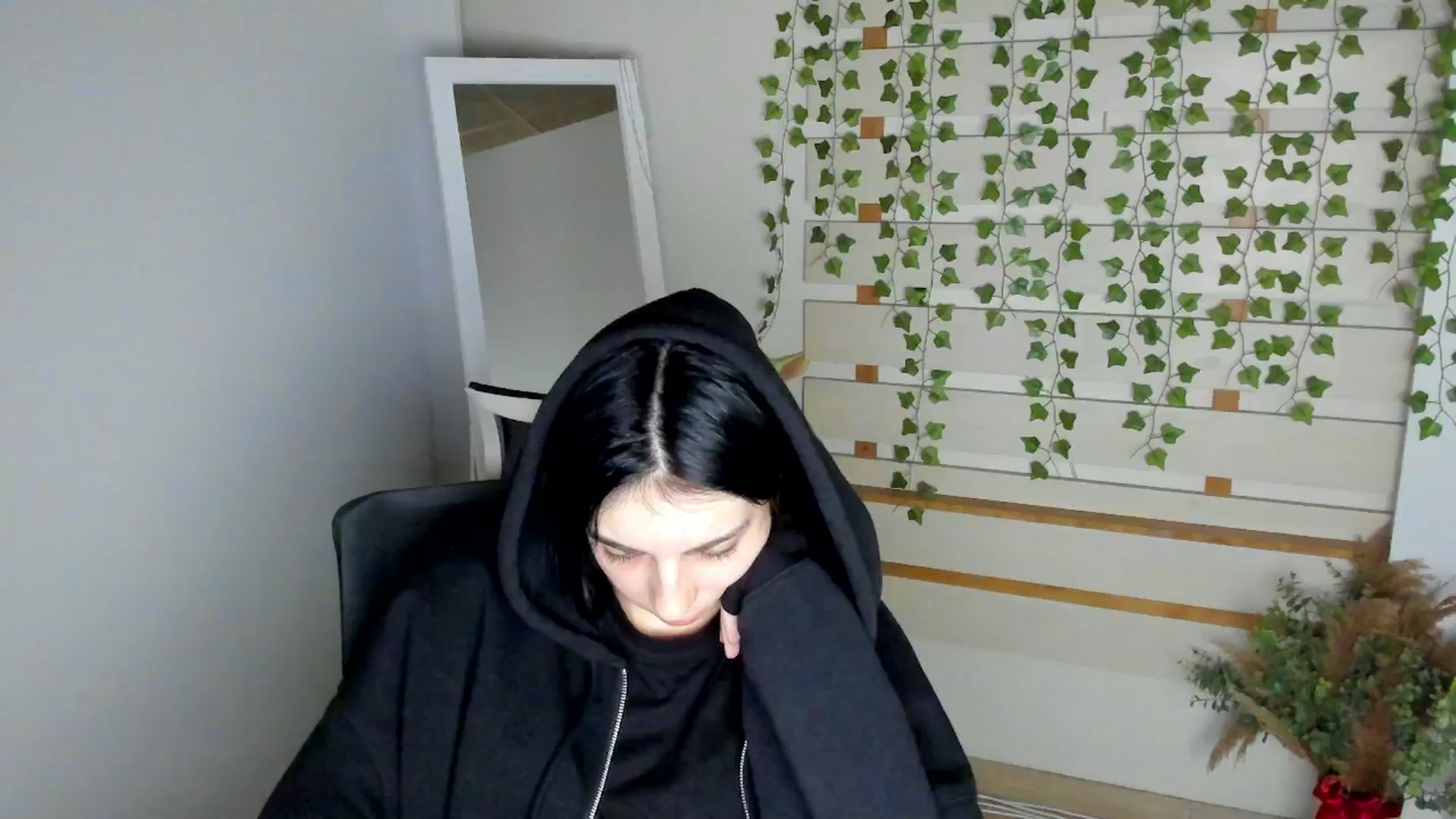 Gallery image thumbnail from Rina_Candy's myfreecams stream on, 05/18/2025, 10:23 image 4 of 20