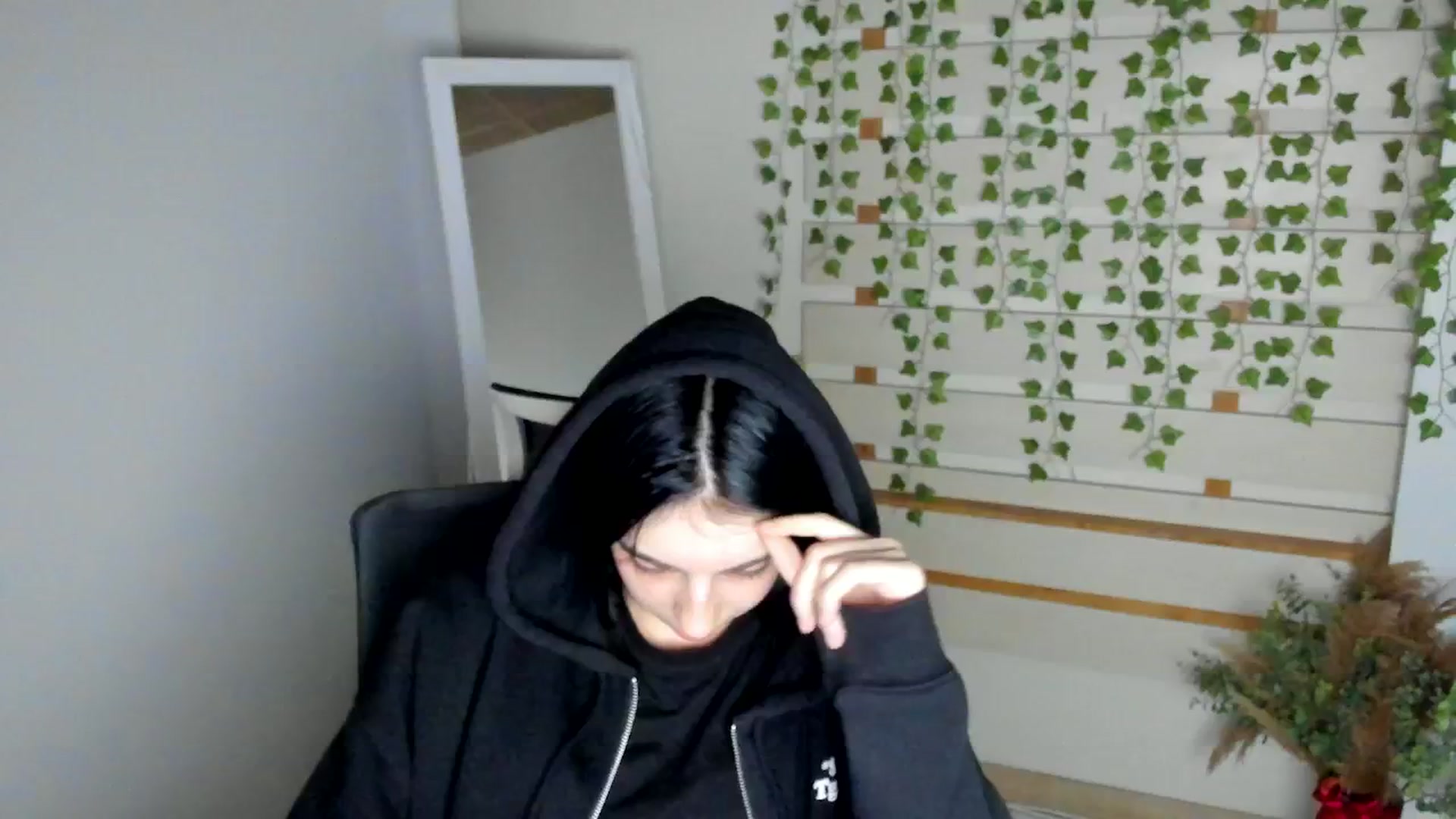 Gallery image thumbnail from Rina_Candy's myfreecams stream on, 05/18/2025, 10:23 image 10 of 20