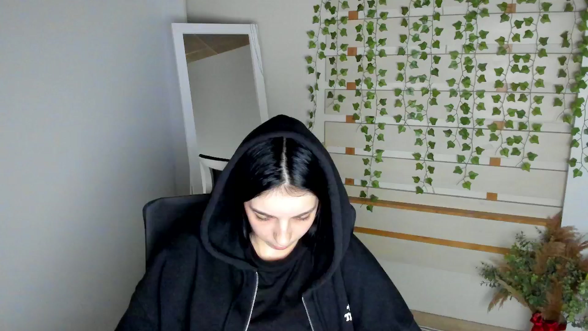 Gallery image thumbnail from Rina_Candy's myfreecams stream on, 05/18/2025, 10:23 image 17 of 20