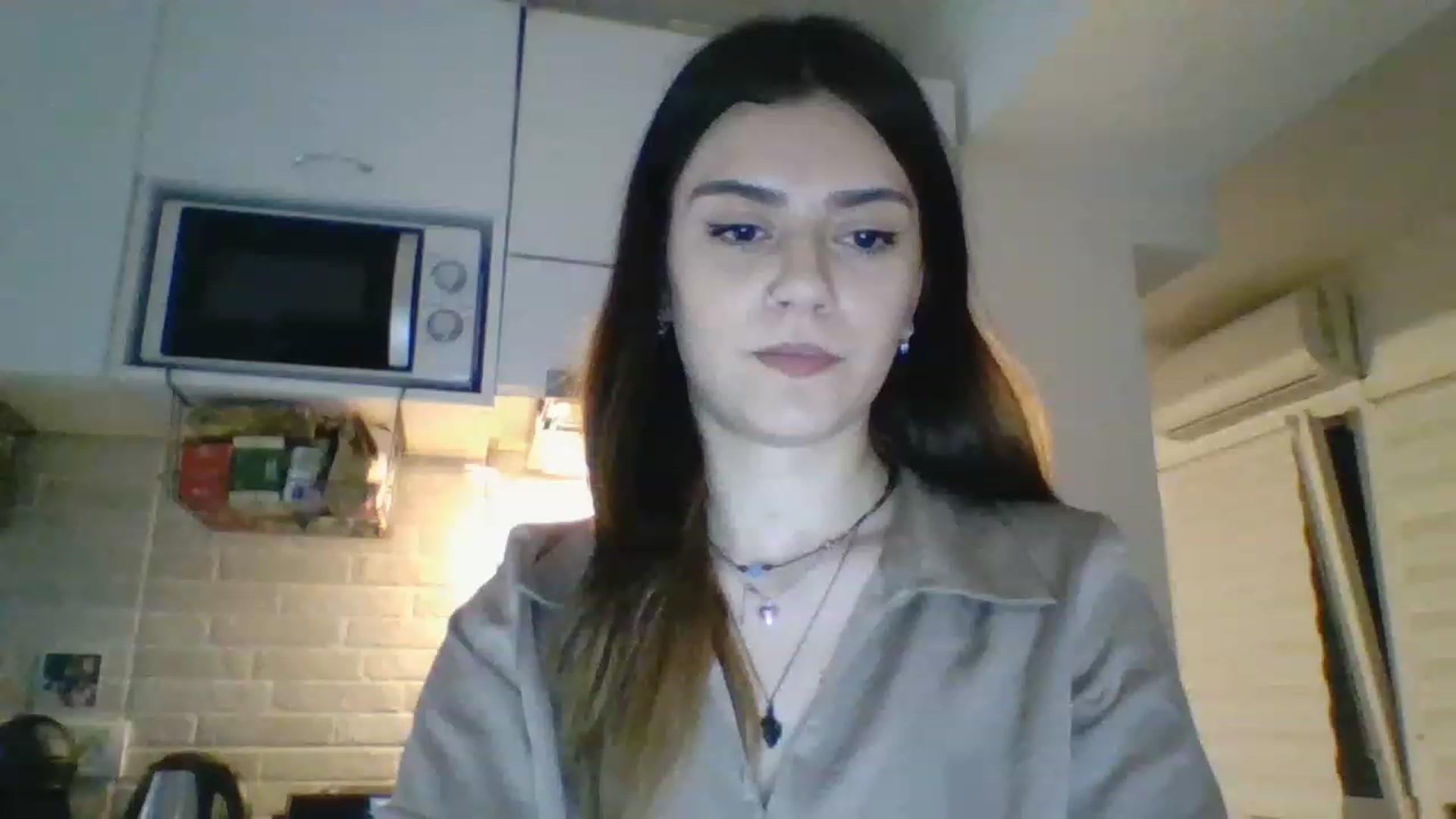 Gallery image thumbnail from RiriBee's myfreecams stream on, 05/31/2023, 23:34 image 3 of 20