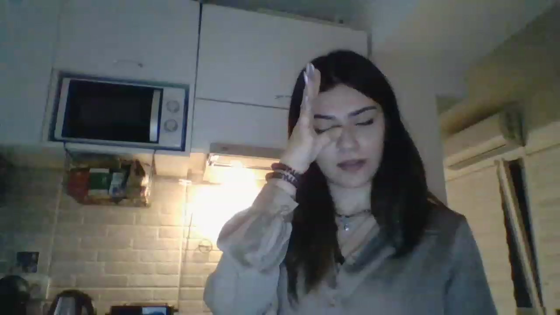 Gallery image thumbnail from RiriBee's myfreecams stream on, 05/31/2023, 23:34 image 10 of 20