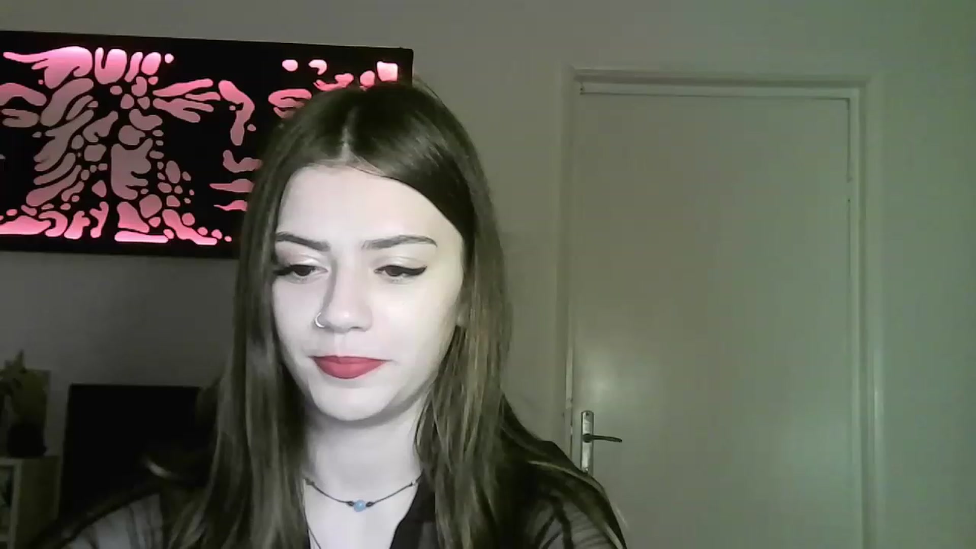 Gallery image thumbnail from RiriBee's myfreecams stream on, 06/08/2023, 02:03 image 18 of 20