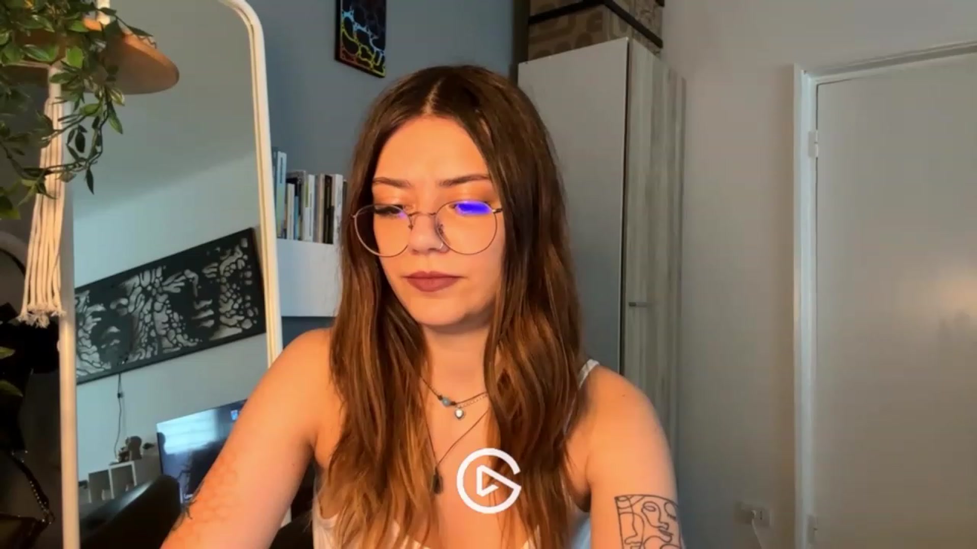 Gallery image thumbnail from RiriBee's myfreecams stream on, 06/19/2023, 06:59 image 13 of 20