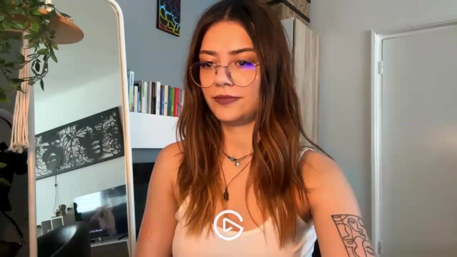 Gallery image thumbnail from RiriBee's myfreecams stream on, 06/19/2023, 06:59 image 9 of 20