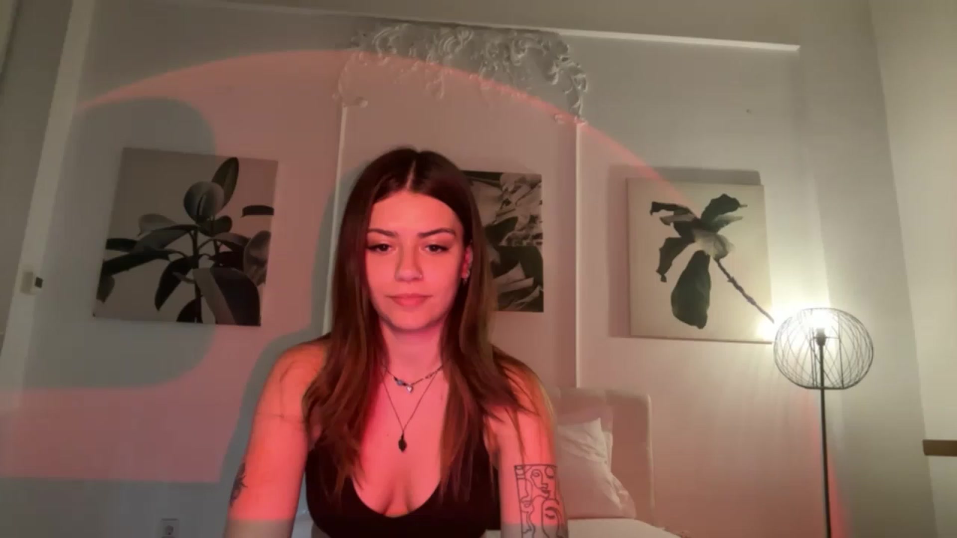 Gallery image thumbnail from RiriBee's myfreecams stream on, 06/27/2023, 07:03 image 2 of 20
