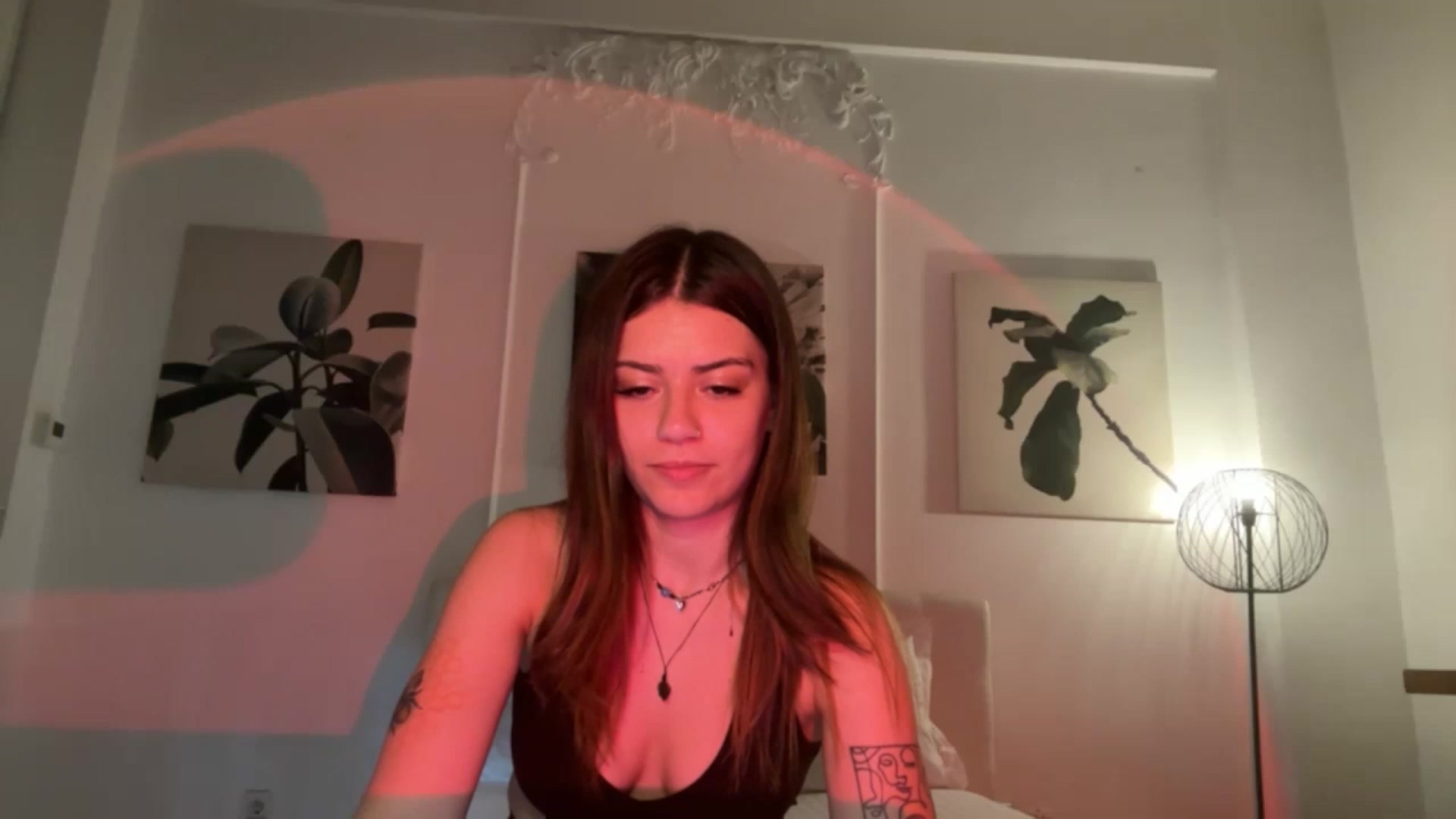 Gallery image thumbnail from RiriBee's myfreecams stream on, 06/27/2023, 07:03 image 7 of 20