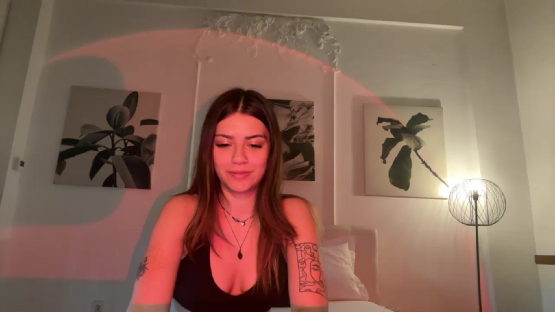 Gallery image thumbnail from RiriBee's myfreecams stream on, 06/27/2023, 07:03 image 20 of 20