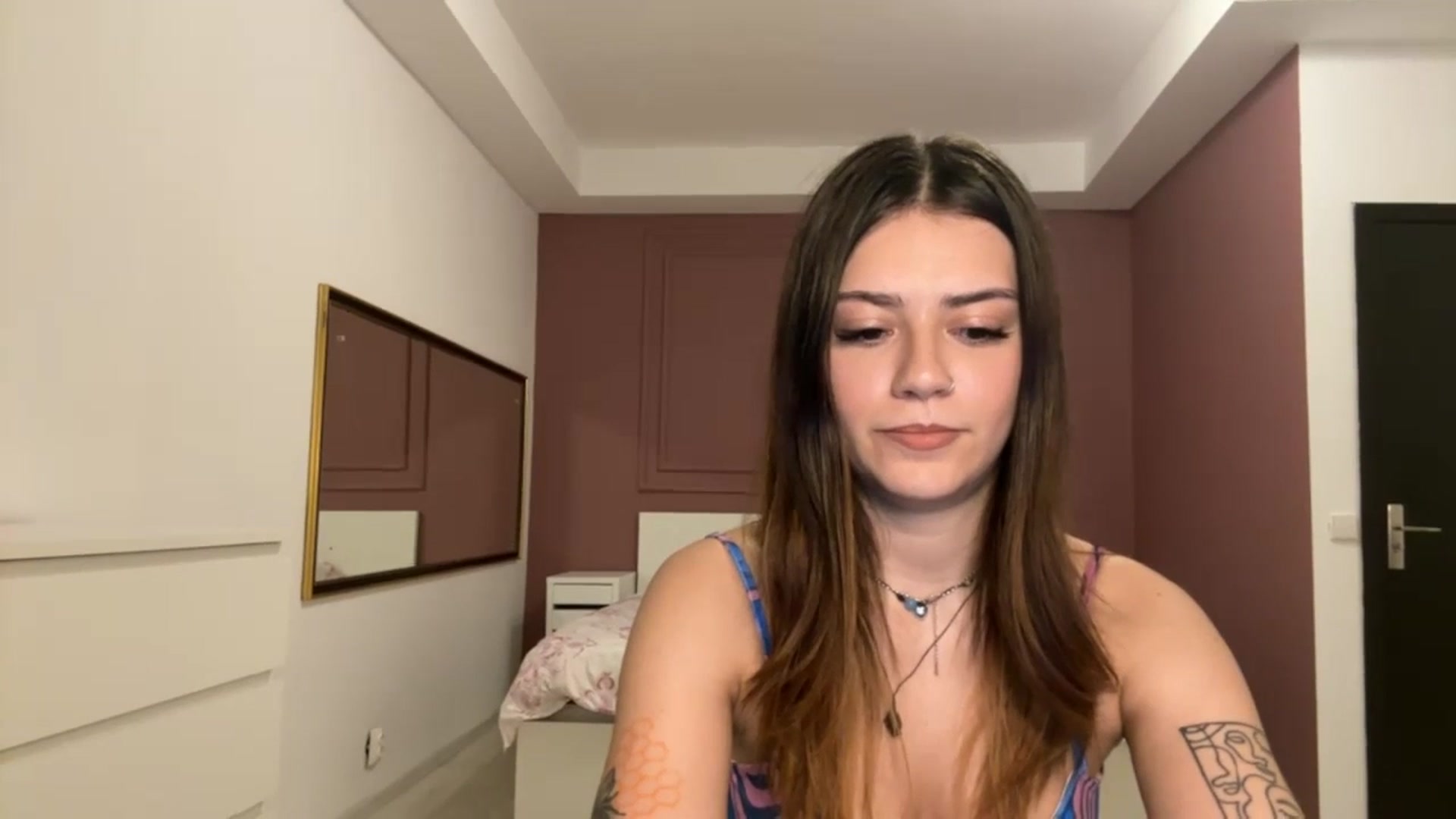 Gallery image thumbnail from RiriBee's myfreecams stream on, 06/28/2023, 20:36 image 14 of 20