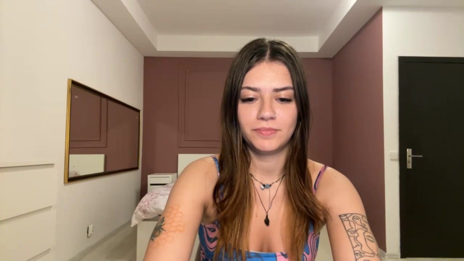 Gallery image thumbnail from RiriBee's myfreecams stream on, 06/28/2023, 23:40 image 2 of 20