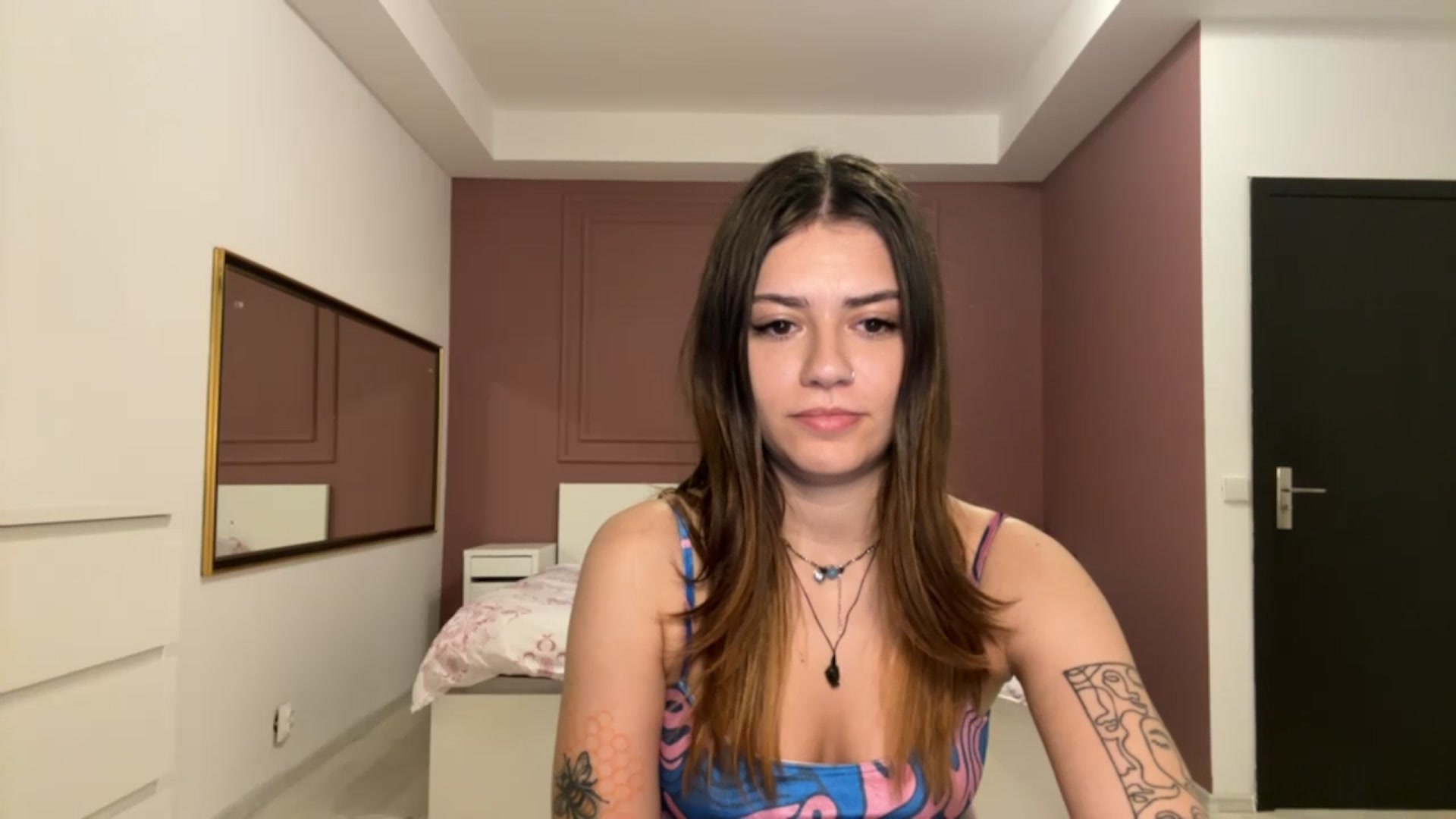 Gallery image thumbnail from RiriBee's myfreecams stream on, 06/28/2023, 23:40 image 9 of 20