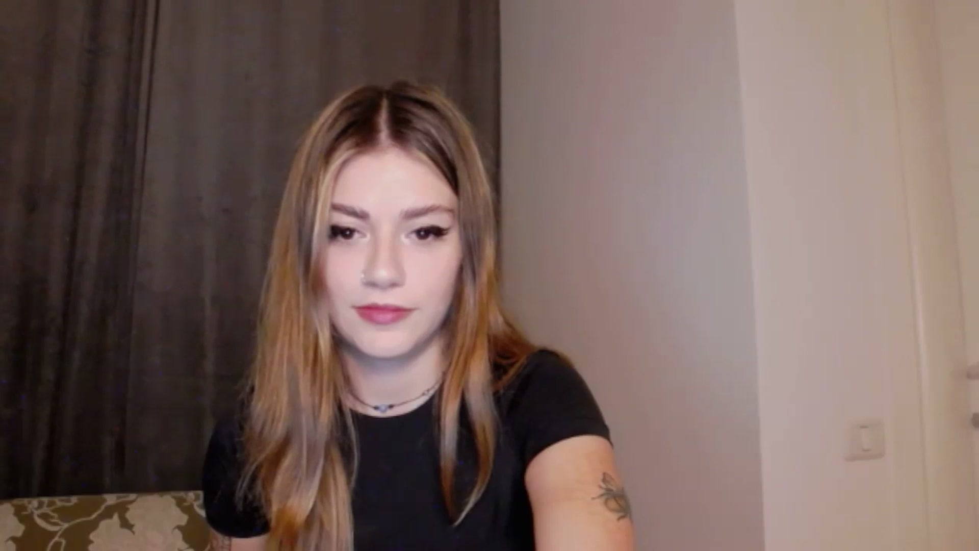 Gallery image thumbnail from RiriBee's myfreecams stream on, 09/16/2023, 24:07 image 11 of 20