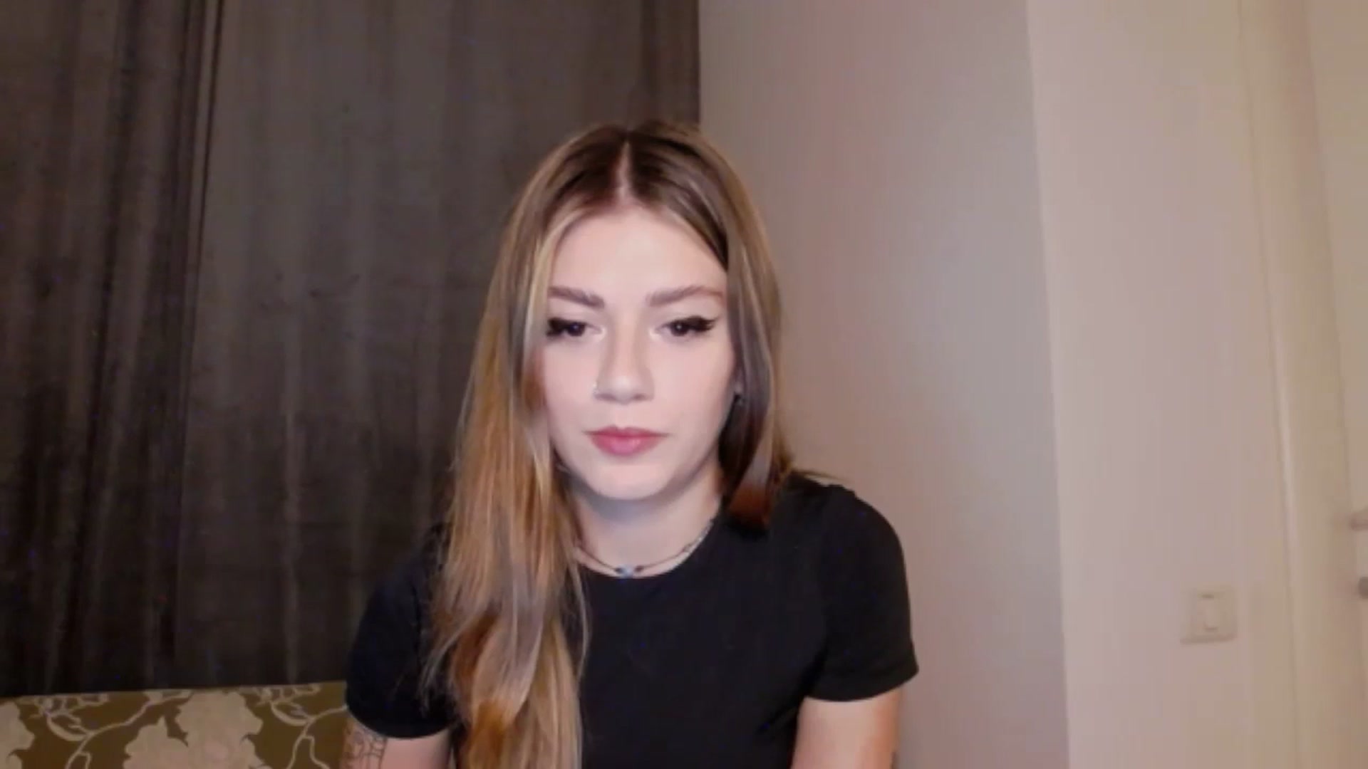 Gallery image thumbnail from RiriBee's myfreecams stream on, 09/16/2023, 24:07 image 5 of 20