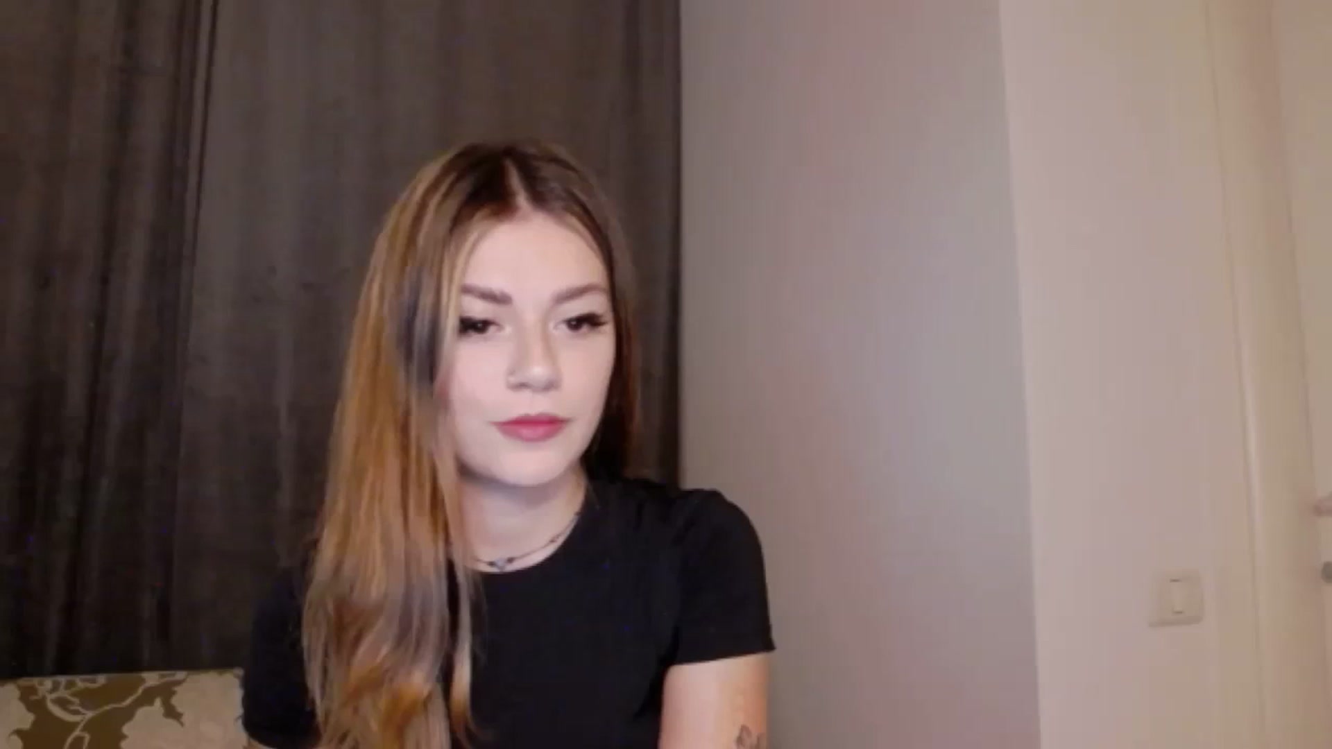 Gallery image thumbnail from RiriBee's myfreecams stream on, 09/16/2023, 24:07 image 14 of 20