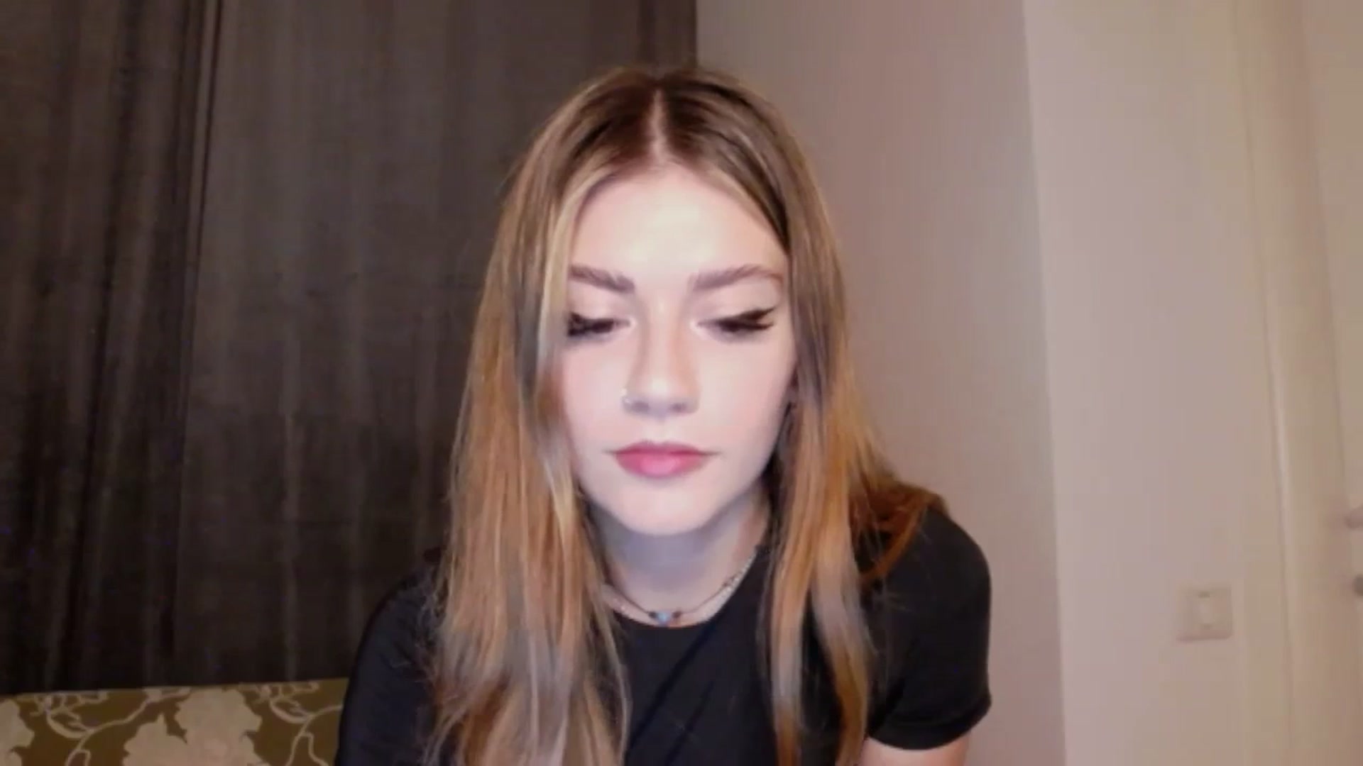 Gallery image thumbnail from RiriBee's myfreecams stream on, 09/16/2023, 24:07 image 12 of 20