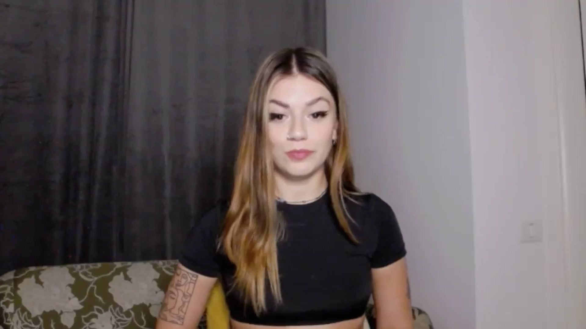 Gallery image thumbnail from RiriBee's myfreecams stream on, 09/16/2023, 03:01 image 8 of 20