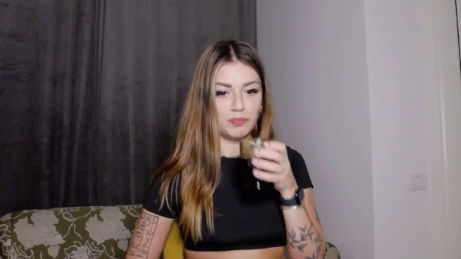 Gallery image thumbnail from RiriBee's myfreecams stream on, 09/16/2023, 03:01 image 3 of 20