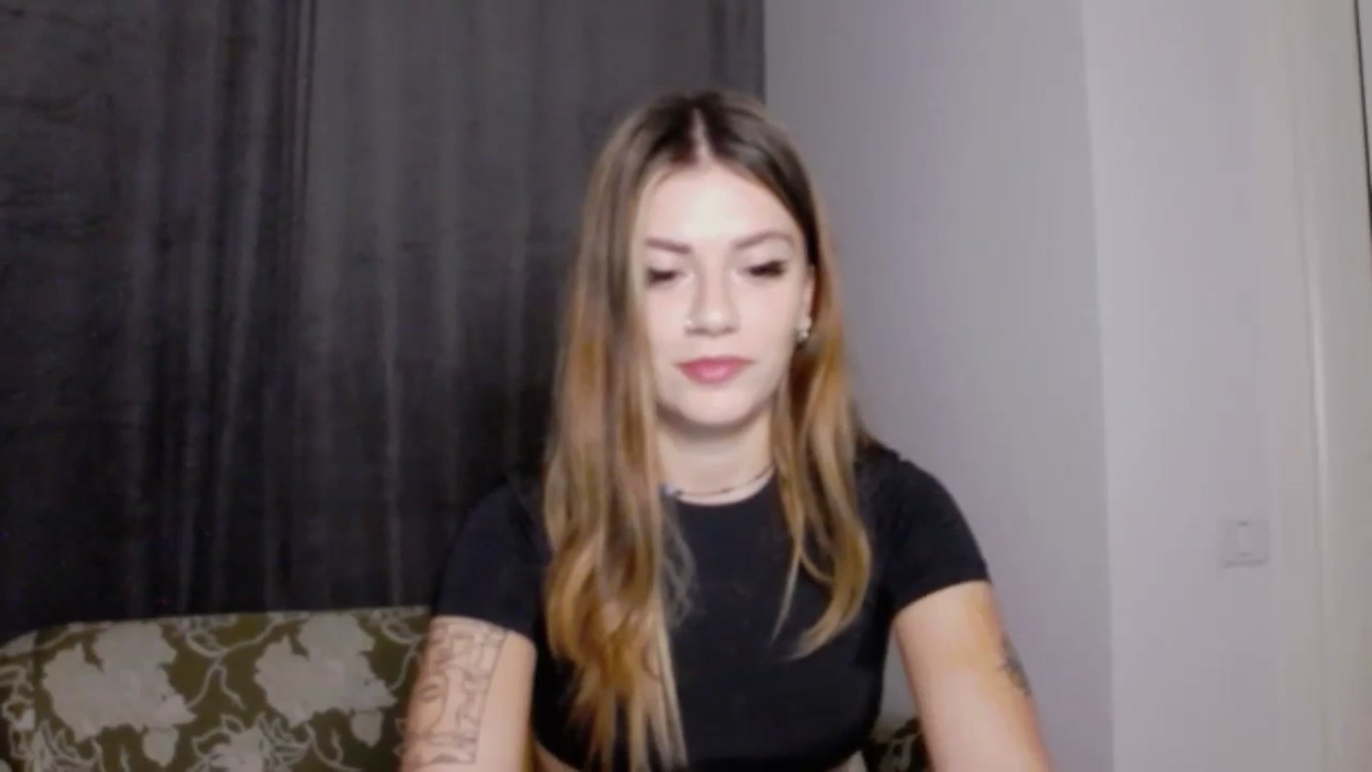 Gallery image thumbnail from RiriBee's myfreecams stream on, 09/16/2023, 03:01 image 18 of 20