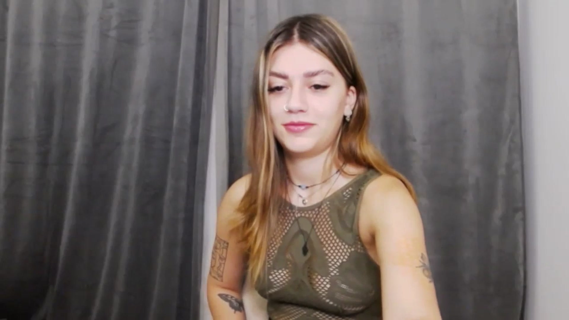 Gallery image thumbnail from RiriBee's myfreecams stream on, 09/16/2023, 17:43 image 11 of 20