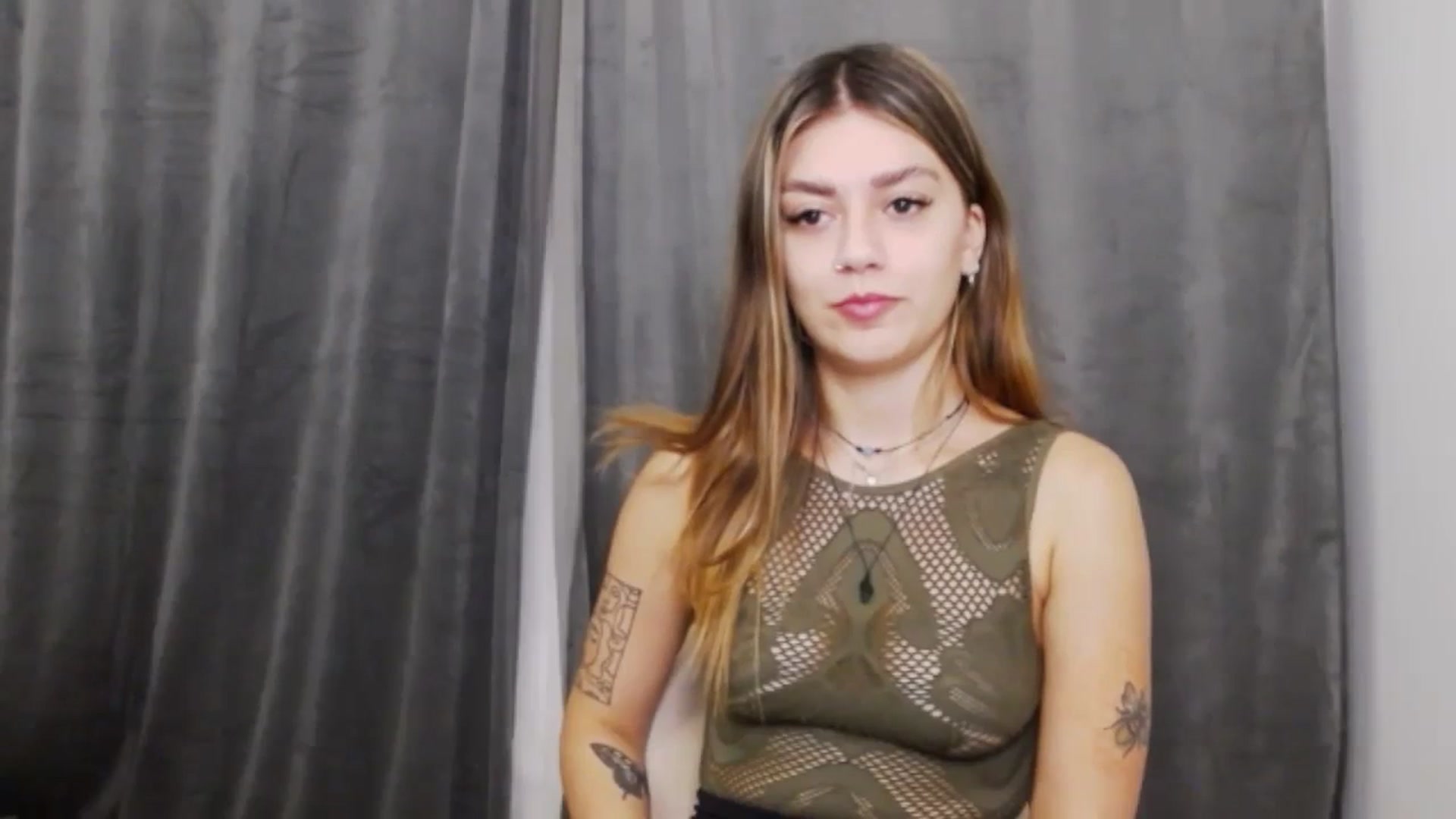 Gallery image thumbnail from RiriBee's myfreecams stream on, 09/16/2023, 17:43 image 9 of 20
