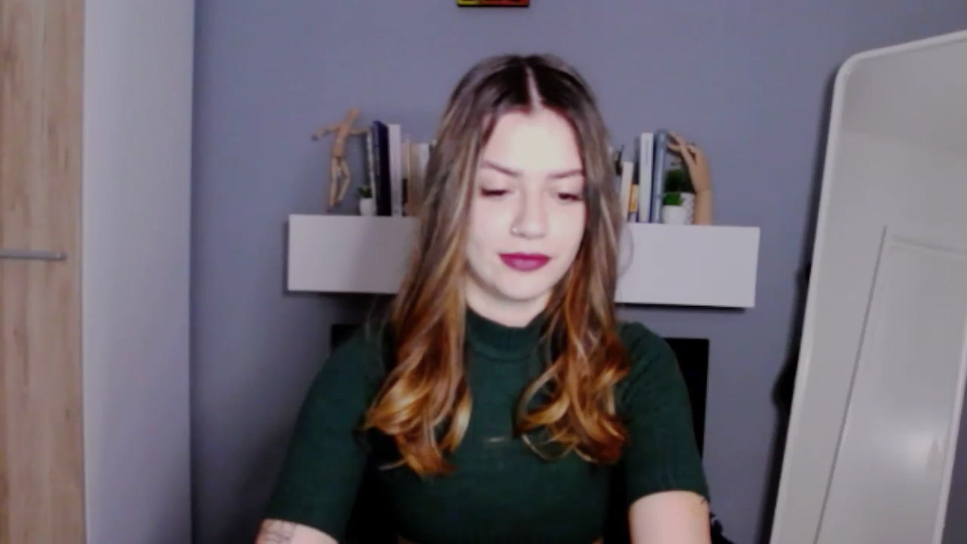 Gallery image thumbnail from RiriBee's myfreecams stream on, 12/03/2023, 21:11 image 20 of 20