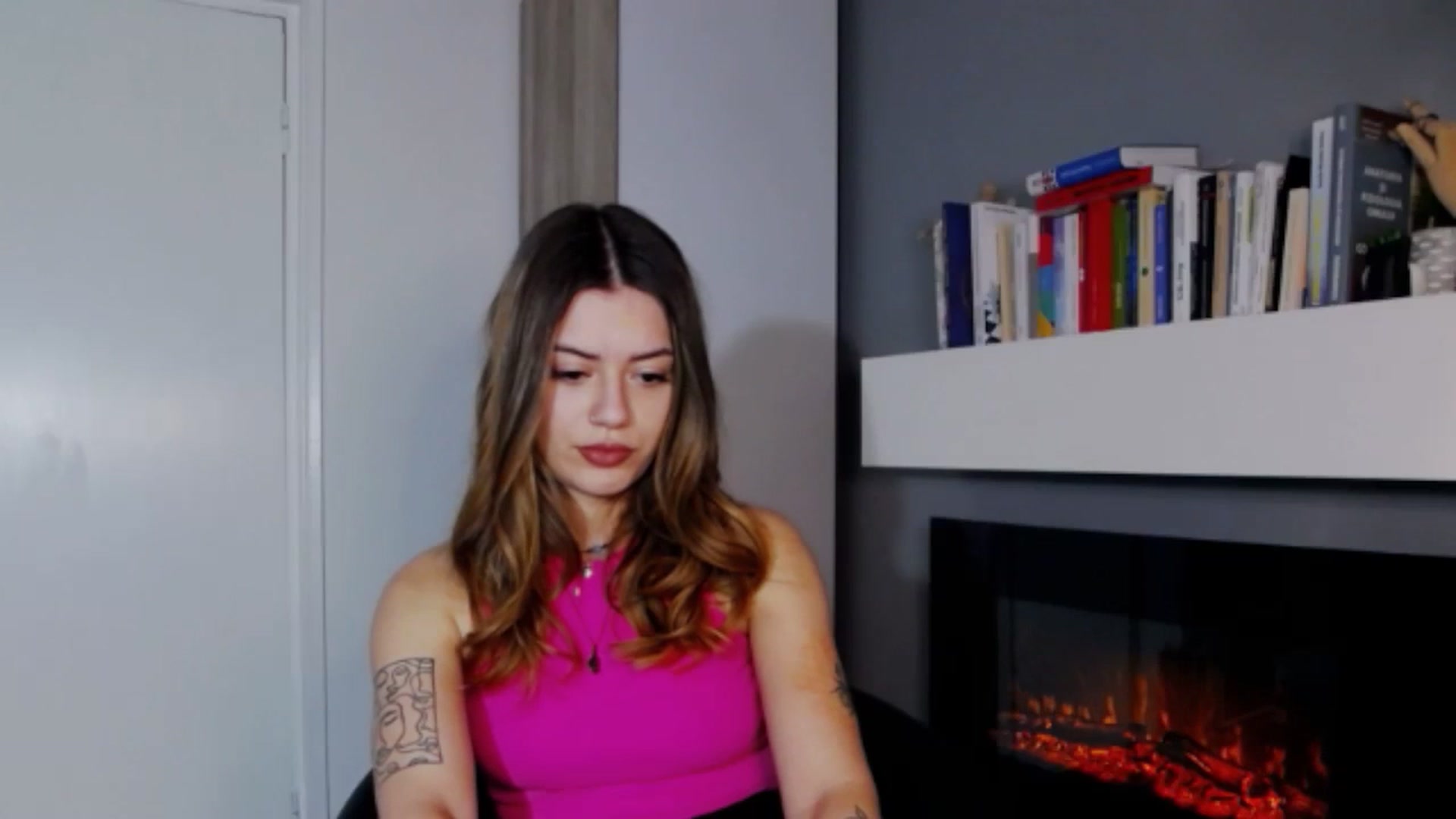 Gallery image thumbnail from RiriBee's myfreecams stream on, 12/07/2023, 17:15 image 20 of 20