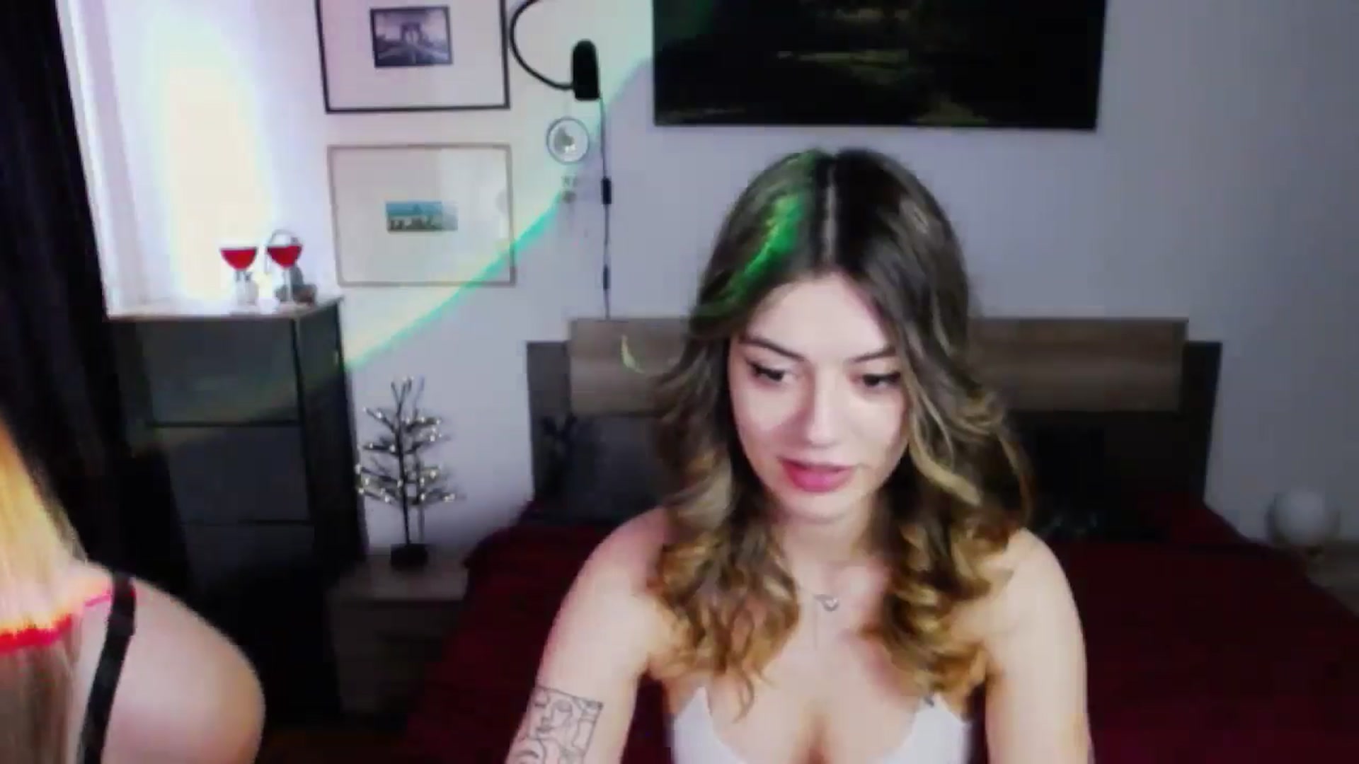 Gallery image thumbnail from RiriBee's myfreecams stream on, 05/04/2024, 04:36 image 9 of 20