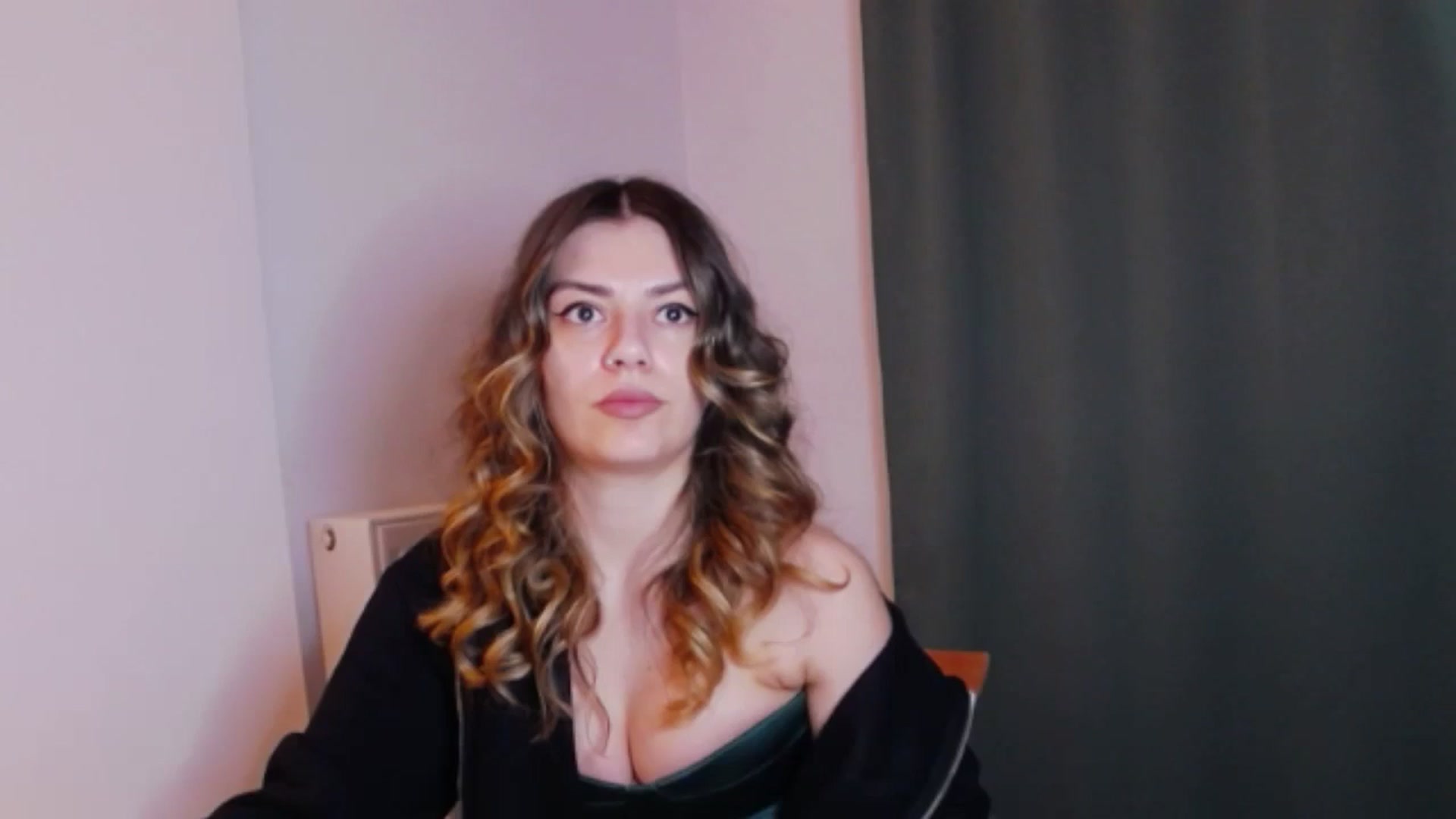 Gallery image thumbnail from RiriBee's myfreecams stream on, 06/02/2024, 01:06 image 9 of 20