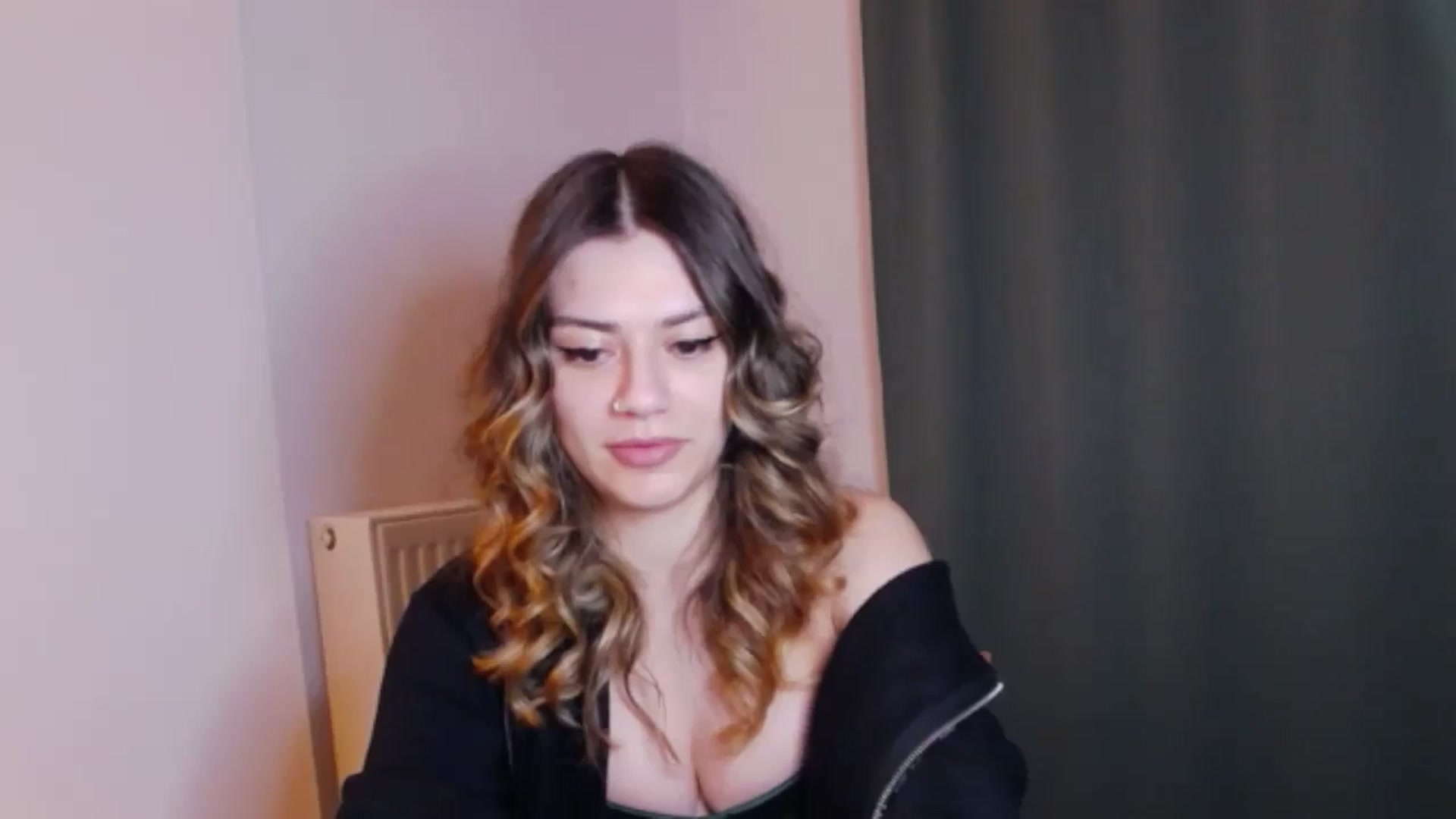 Gallery image thumbnail from RiriBee's myfreecams stream on, 06/02/2024, 01:06 image 13 of 20