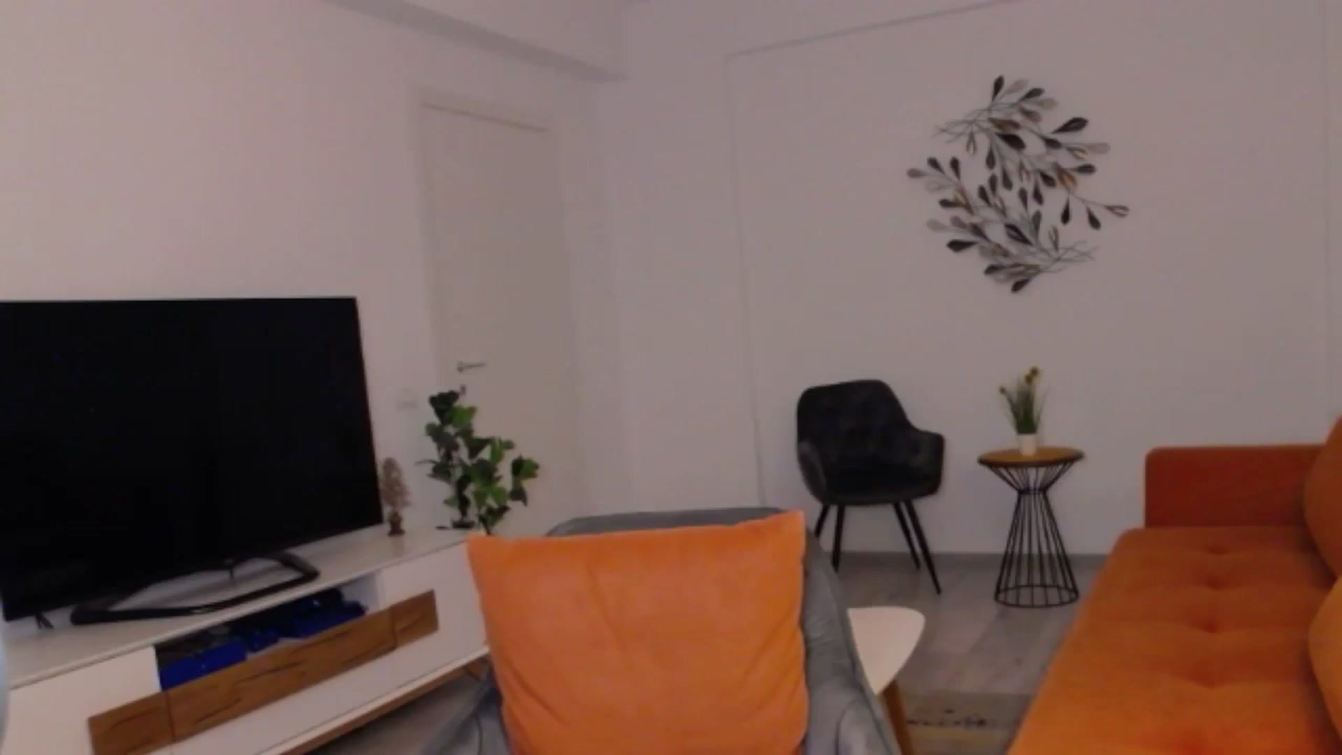 Gallery image thumbnail from RiriBee's myfreecams stream on, 06/02/2024, 20:14 image 2 of 20