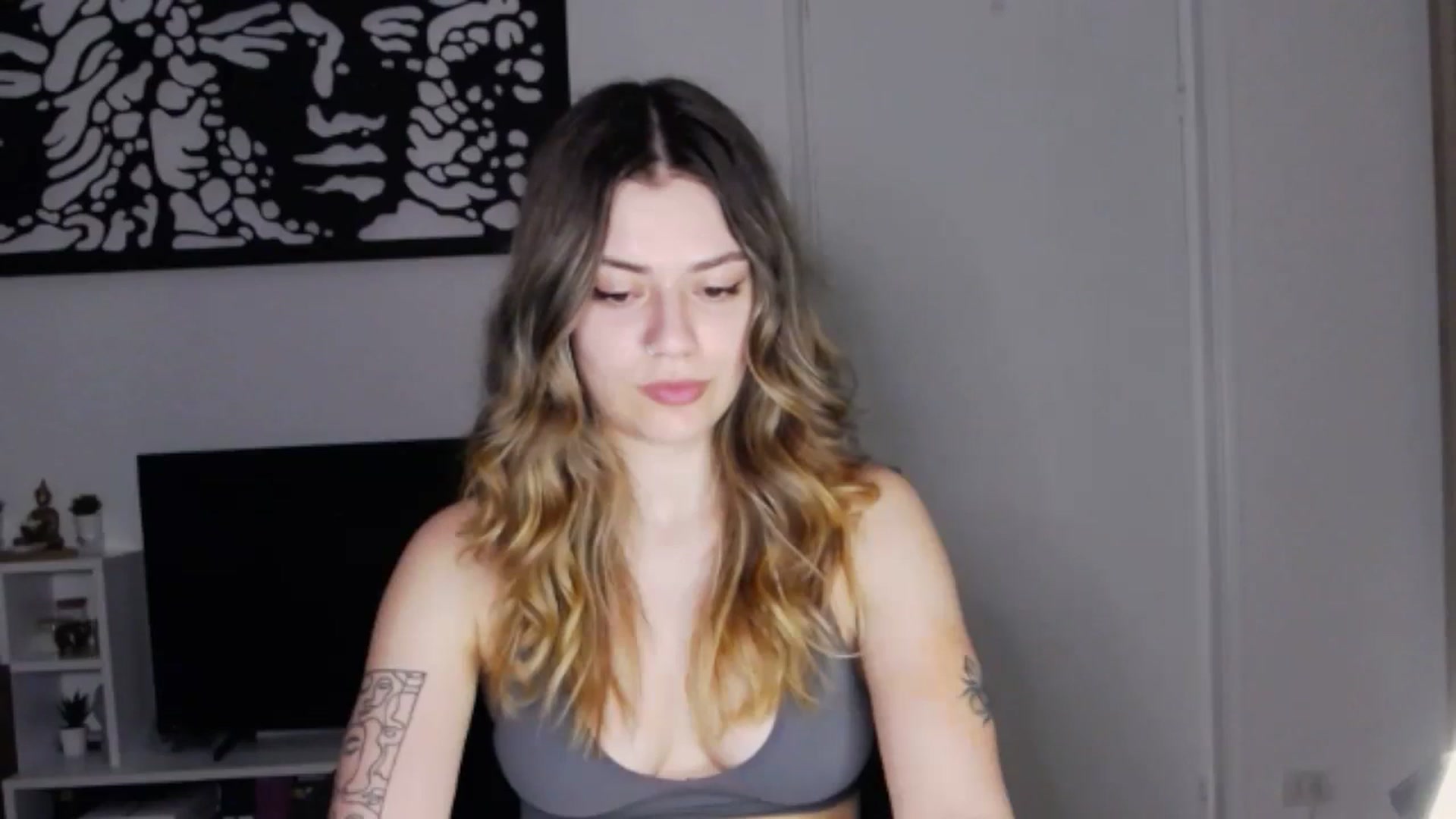 Gallery image thumbnail from RiriBee's myfreecams stream on, 06/10/2024, 01:24 image 14 of 20