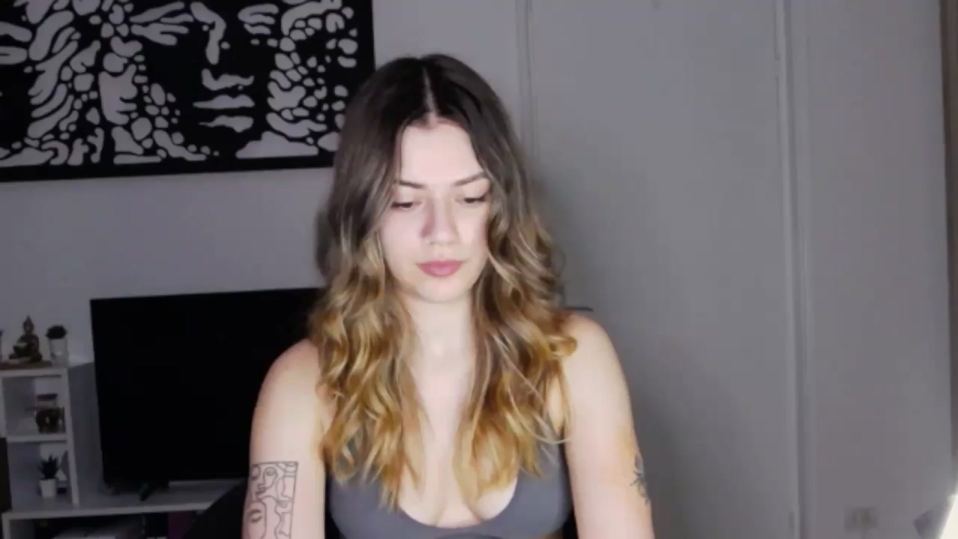 Gallery image thumbnail from RiriBee's myfreecams stream on, 06/10/2024, 01:24 image 11 of 20