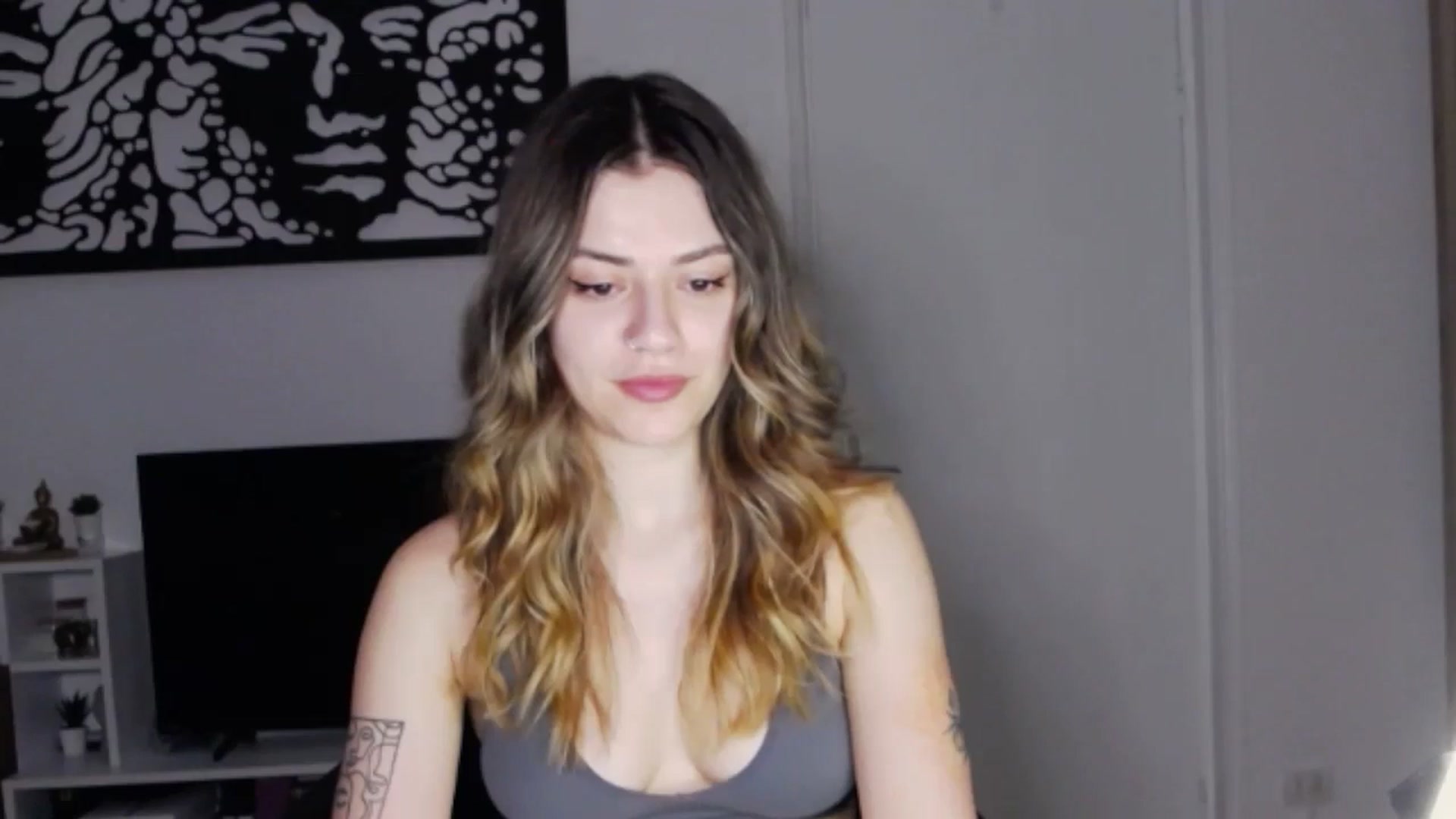 Gallery image thumbnail from RiriBee's myfreecams stream on, 06/10/2024, 01:24 image 8 of 20