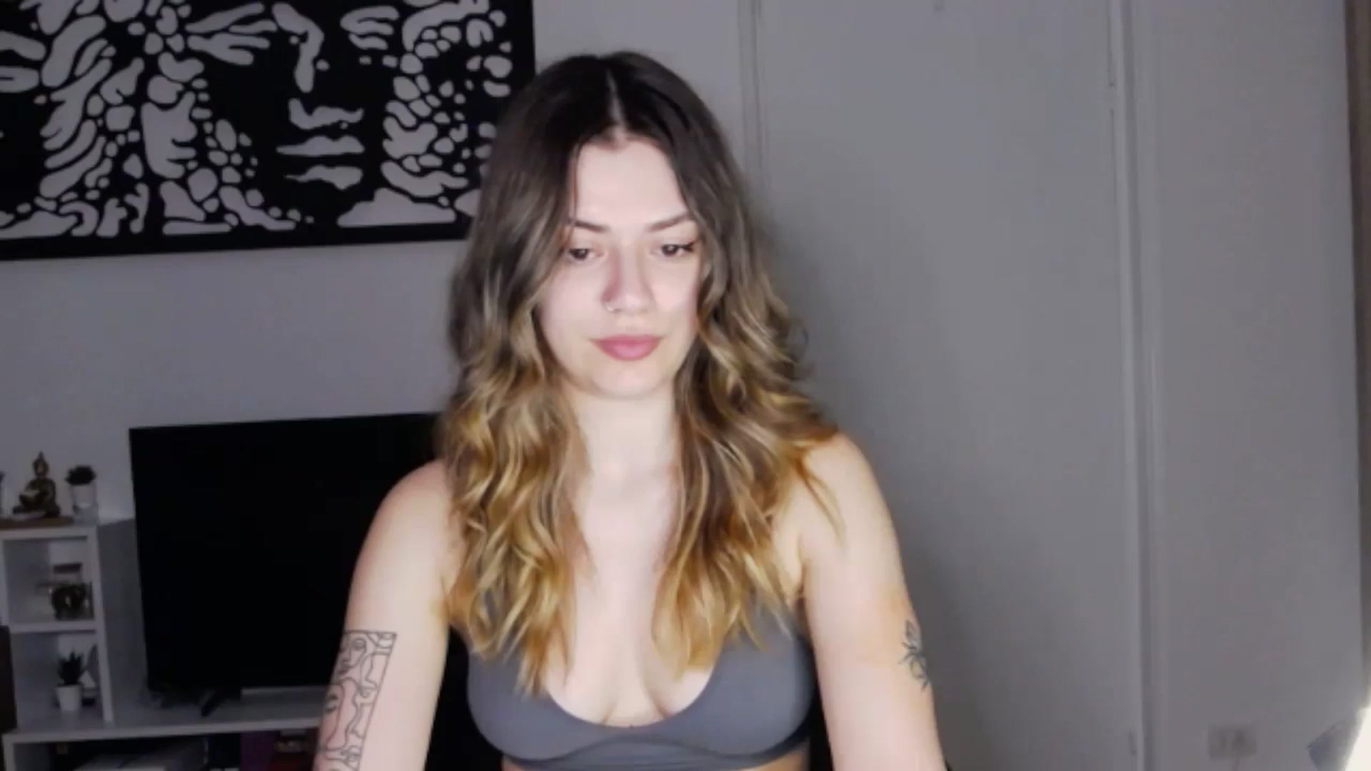 Gallery image thumbnail from RiriBee's myfreecams stream on, 06/10/2024, 01:24 image 1 of 20