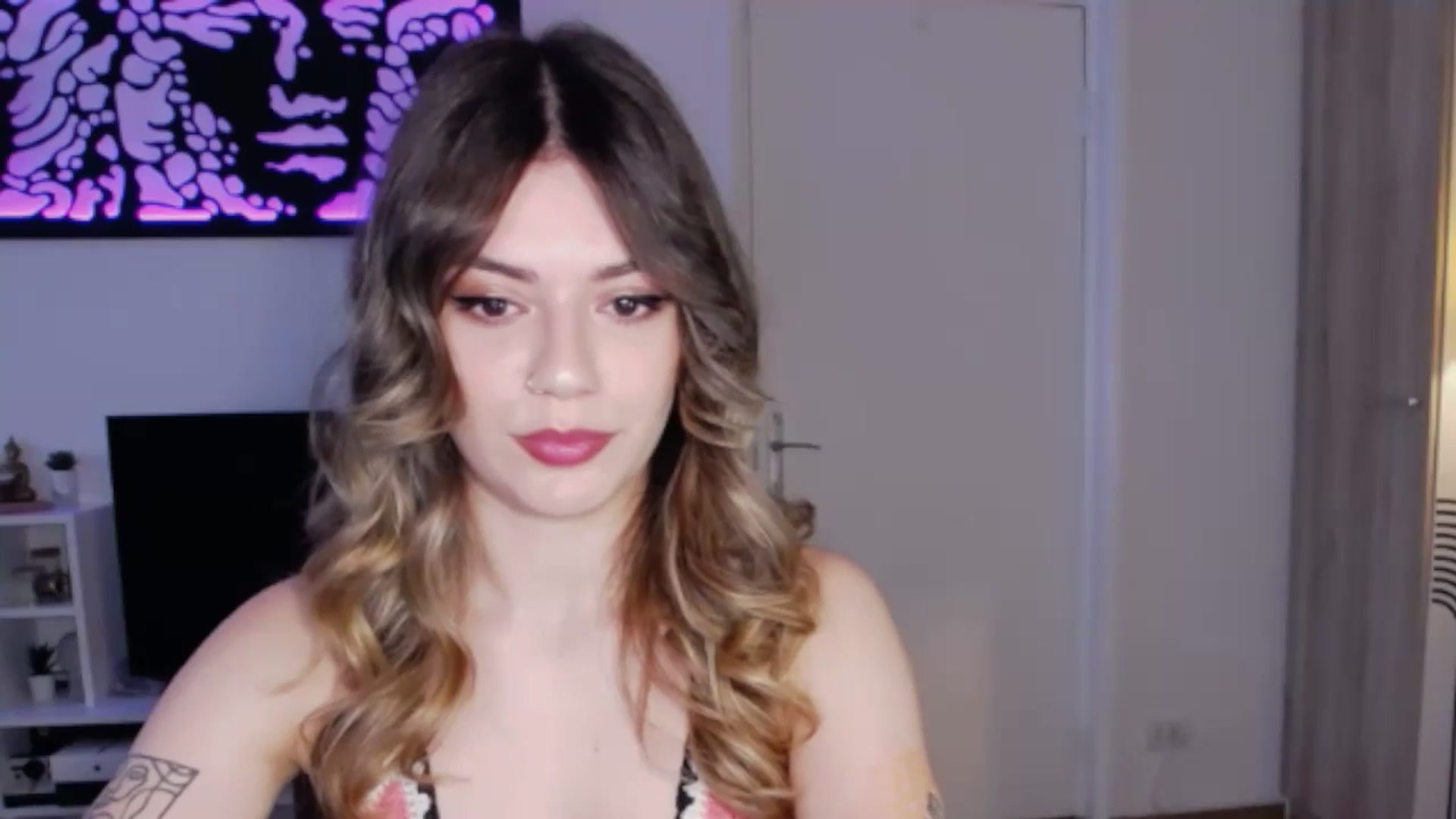 Gallery image thumbnail from RiriBee's myfreecams stream on, 06/22/2024, 16:54 image 6 of 20