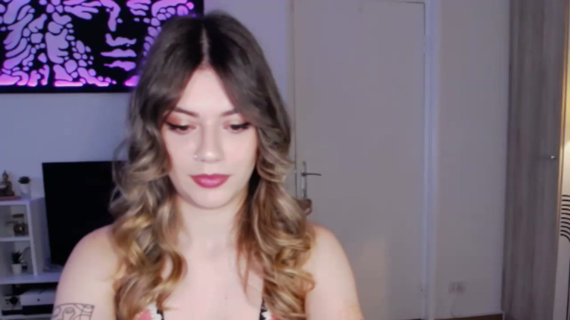 Gallery image thumbnail from RiriBee's myfreecams stream on, 06/22/2024, 16:54 image 7 of 20