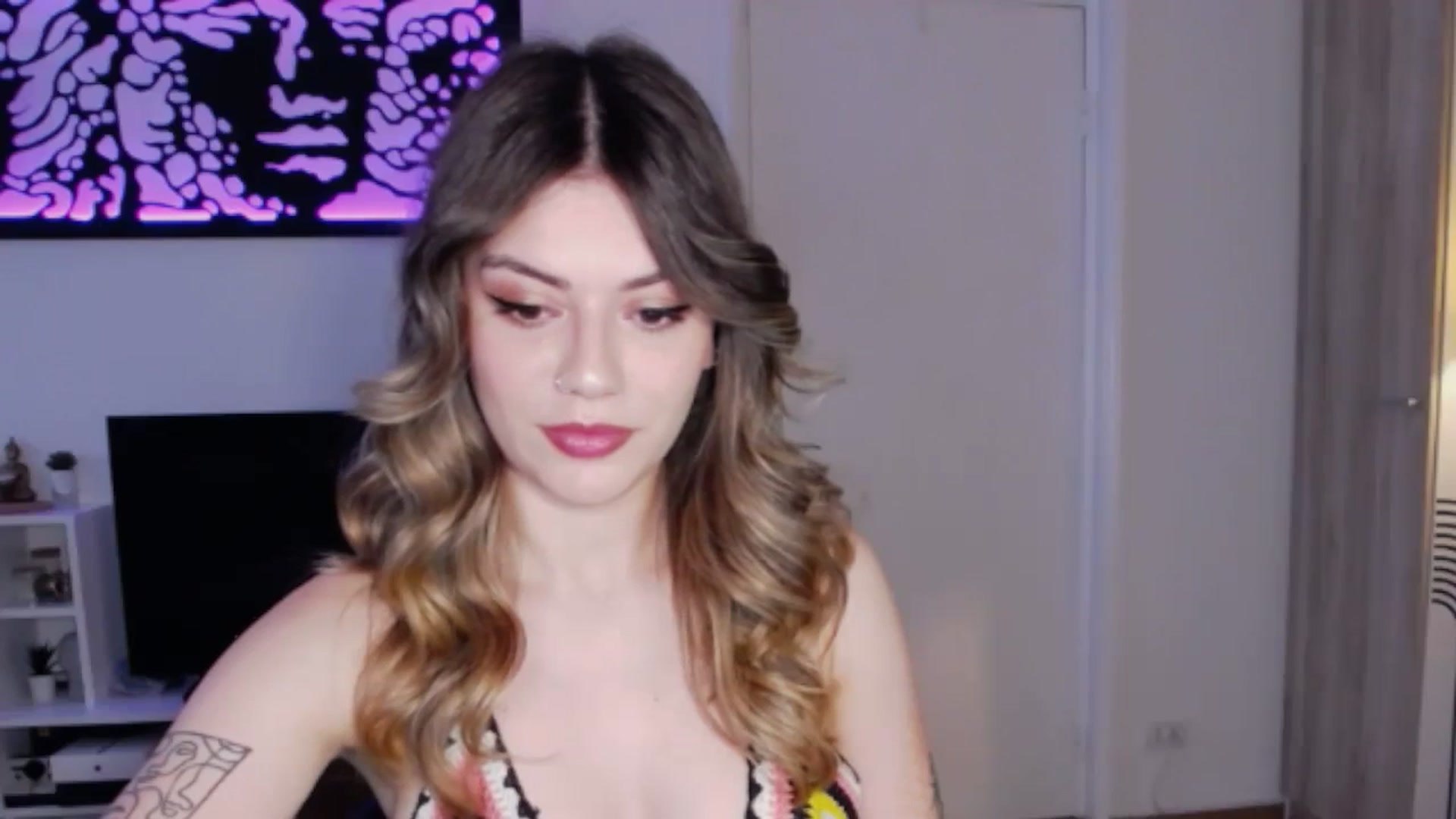 Gallery image thumbnail from RiriBee's myfreecams stream on, 06/22/2024, 16:54 image 8 of 20