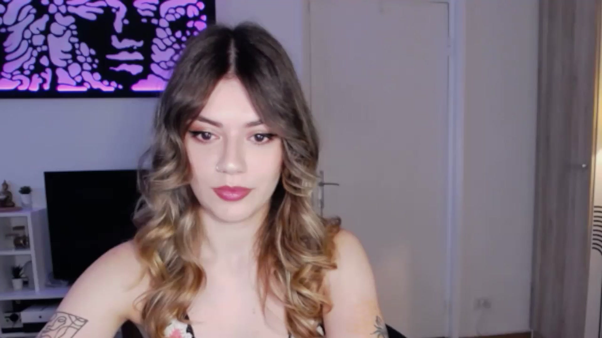Gallery image thumbnail from RiriBee's myfreecams stream on, 06/22/2024, 16:54 image 4 of 20