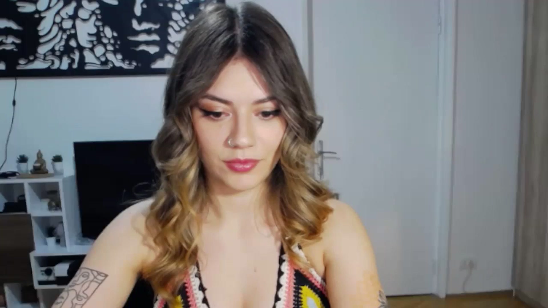 Gallery image thumbnail from RiriBee's myfreecams stream on, 06/22/2024, 19:44 image 4 of 20