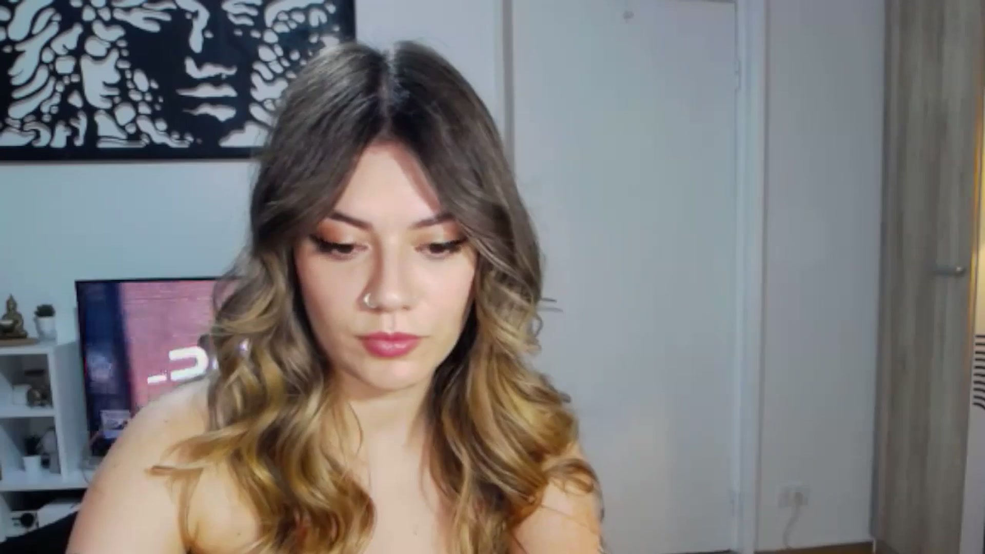 Gallery image thumbnail from RiriBee's myfreecams stream on, 06/22/2024, 20:04 image 10 of 20