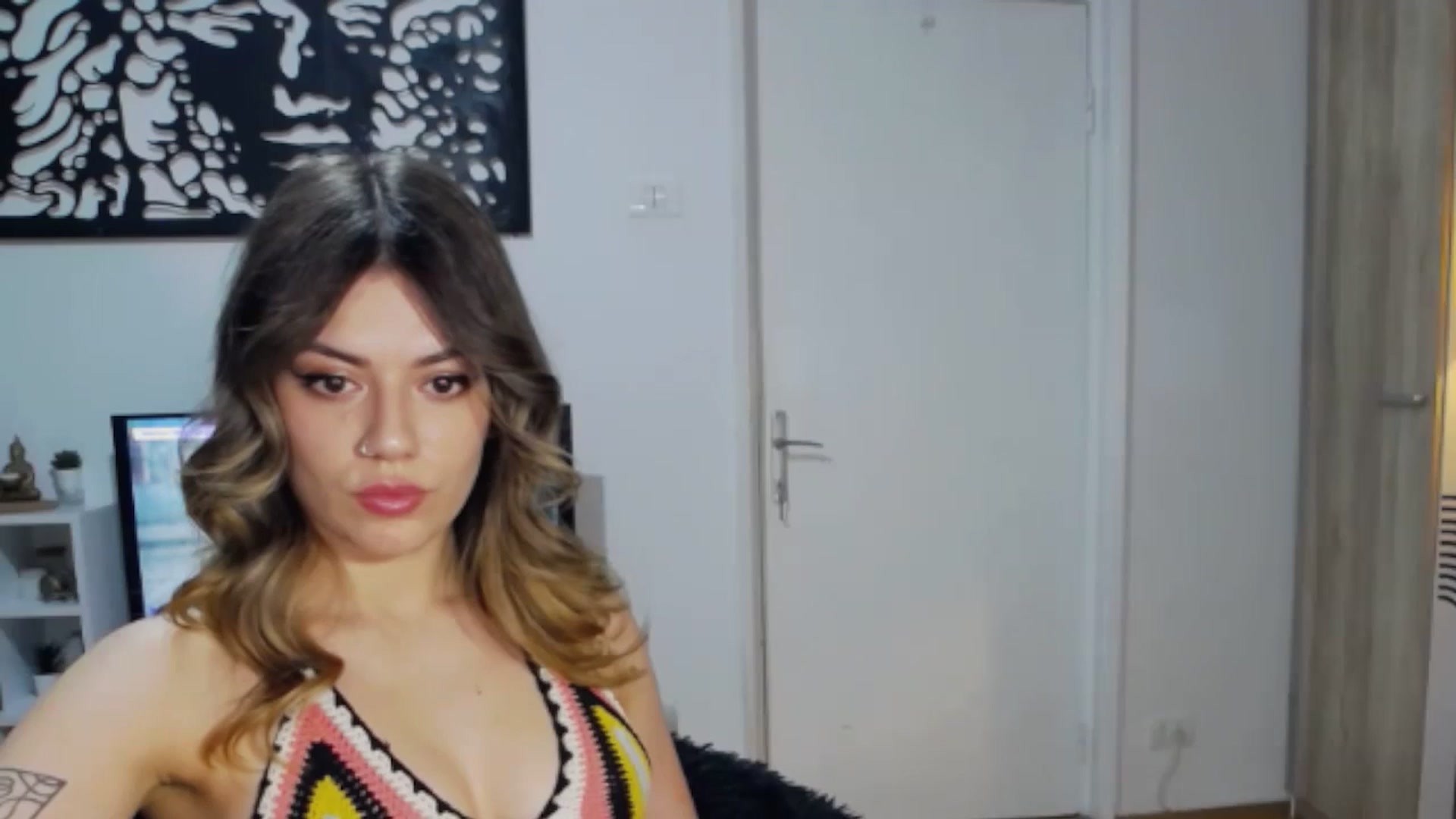 Gallery image thumbnail from RiriBee's myfreecams stream on, 06/22/2024, 20:04 image 1 of 20