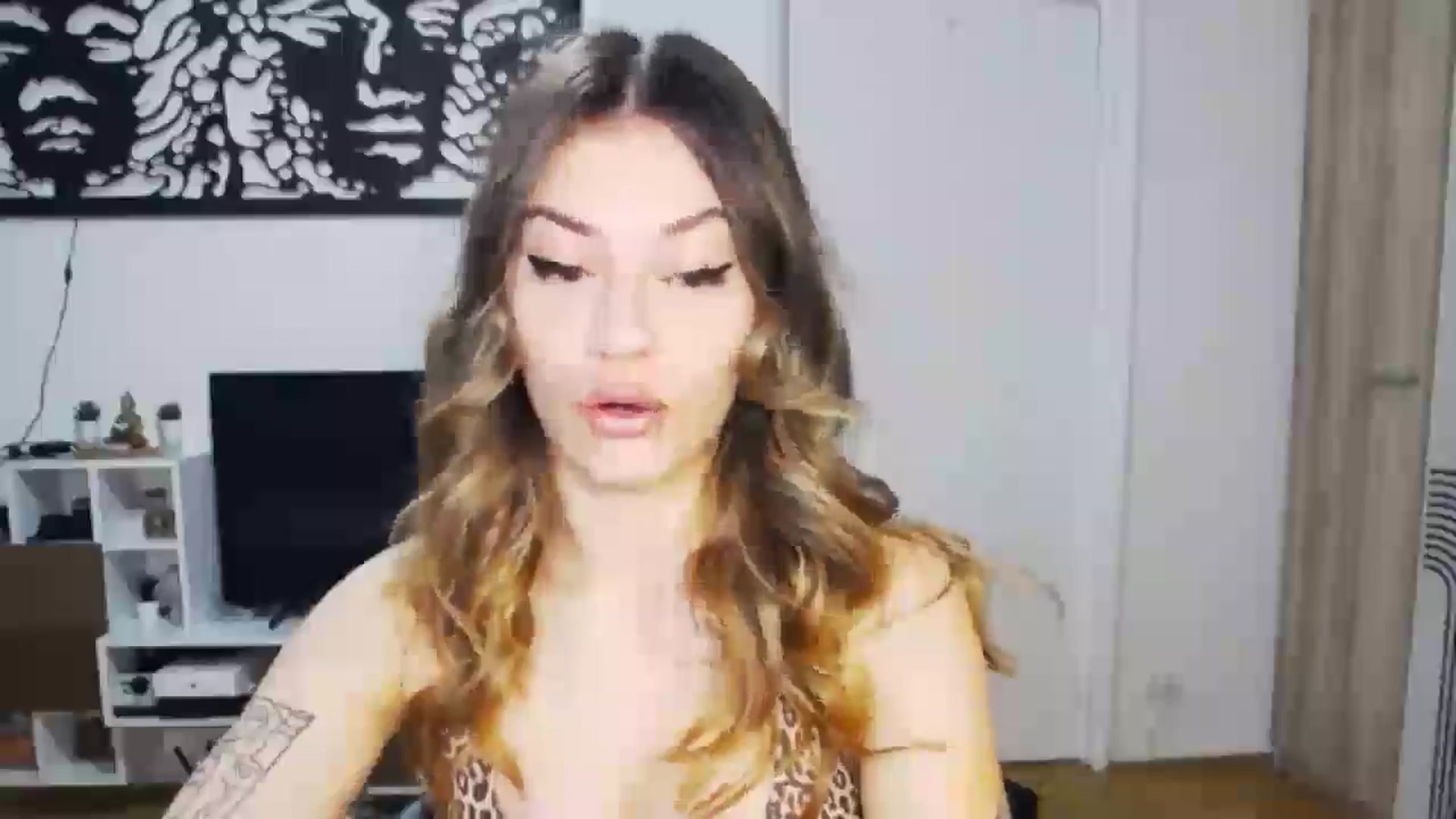 Gallery image thumbnail from RiriBee's myfreecams stream on, 06/24/2024, 19:06 image 11 of 20