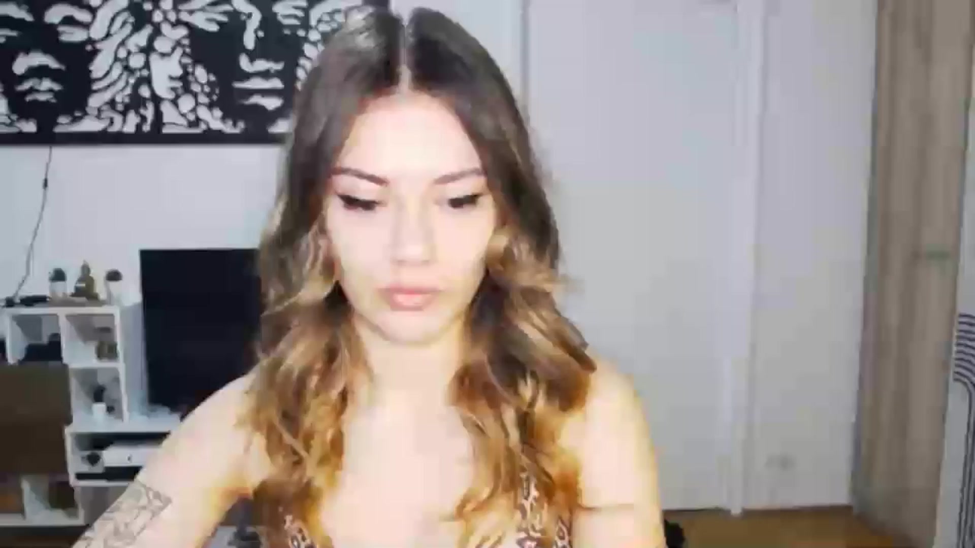 Gallery image thumbnail from RiriBee's myfreecams stream on, 06/24/2024, 19:06 image 13 of 20