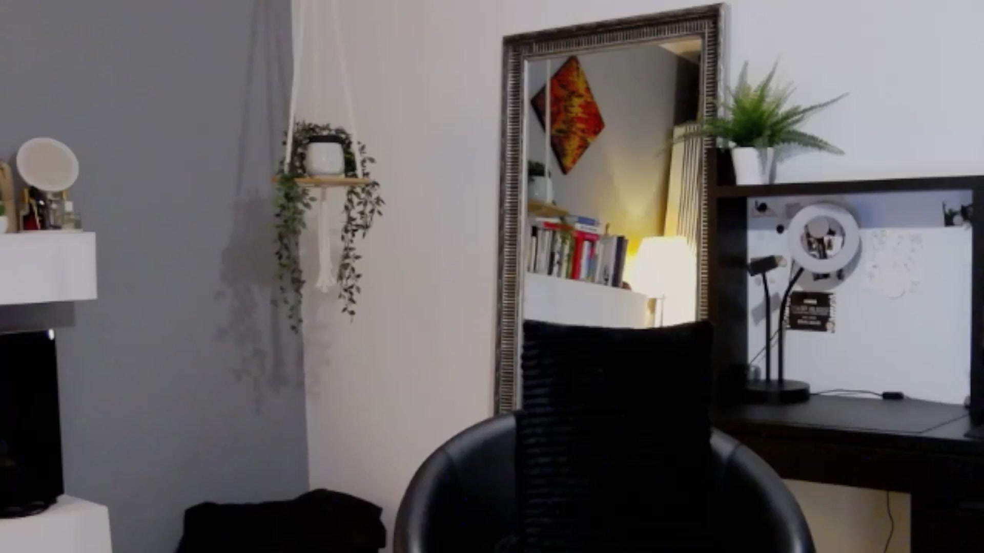 Gallery image thumbnail from RiriBee's myfreecams stream on, 08/15/2024, 20:00 image 7 of 20