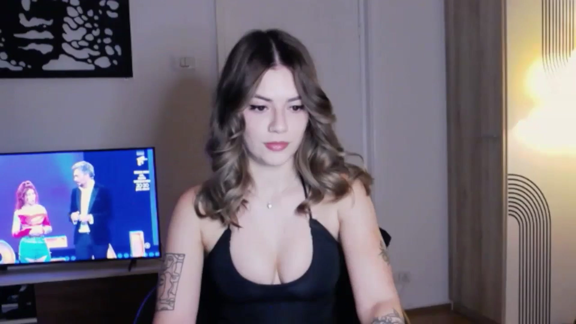 Gallery image thumbnail from RiriBee's myfreecams stream on, 09/07/2024, 20:17 image 4 of 20