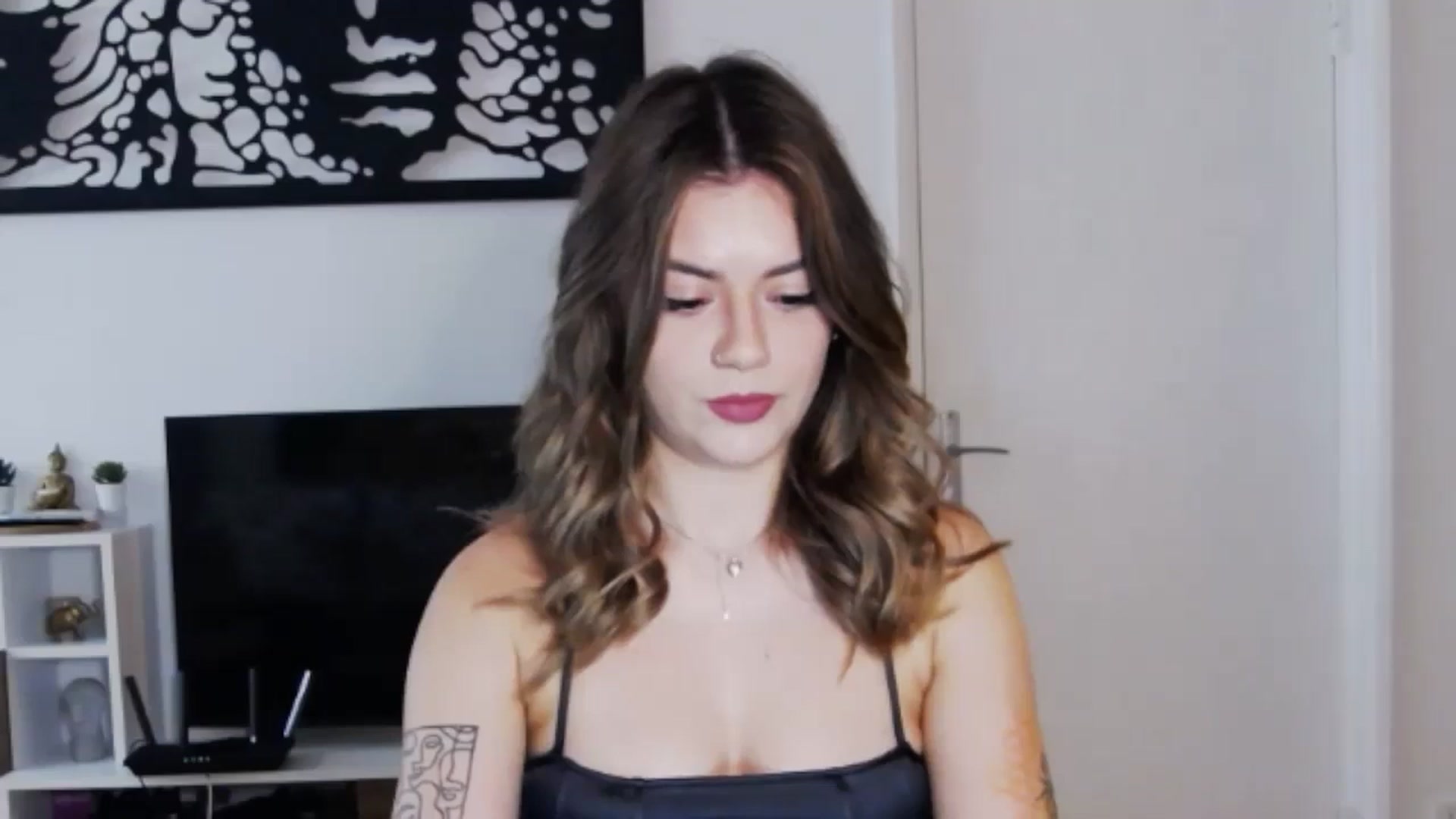 Gallery image thumbnail from RiriBee's myfreecams stream on, 09/18/2024, 08:07 image 5 of 20