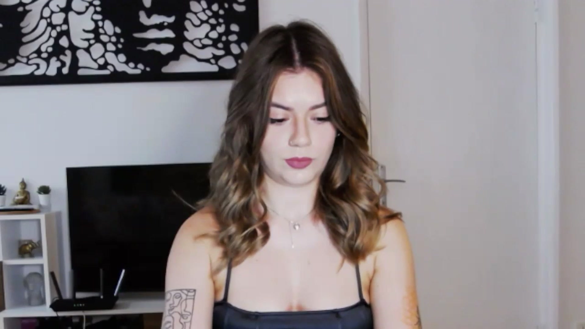 Gallery image thumbnail from RiriBee's myfreecams stream on, 09/18/2024, 08:07 image 2 of 20